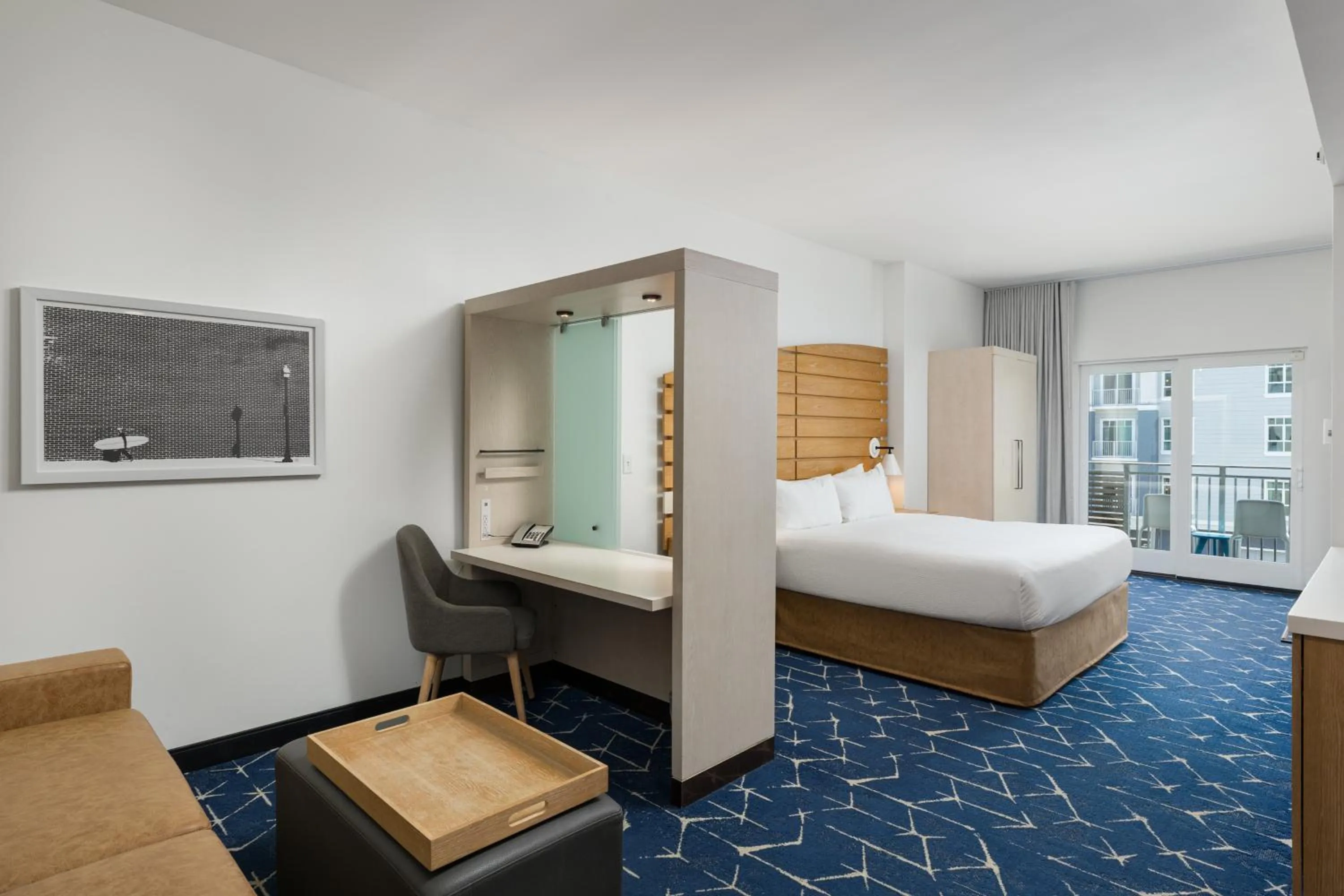 Bed in SpringHill Suites by Marriott Oceanside Beach