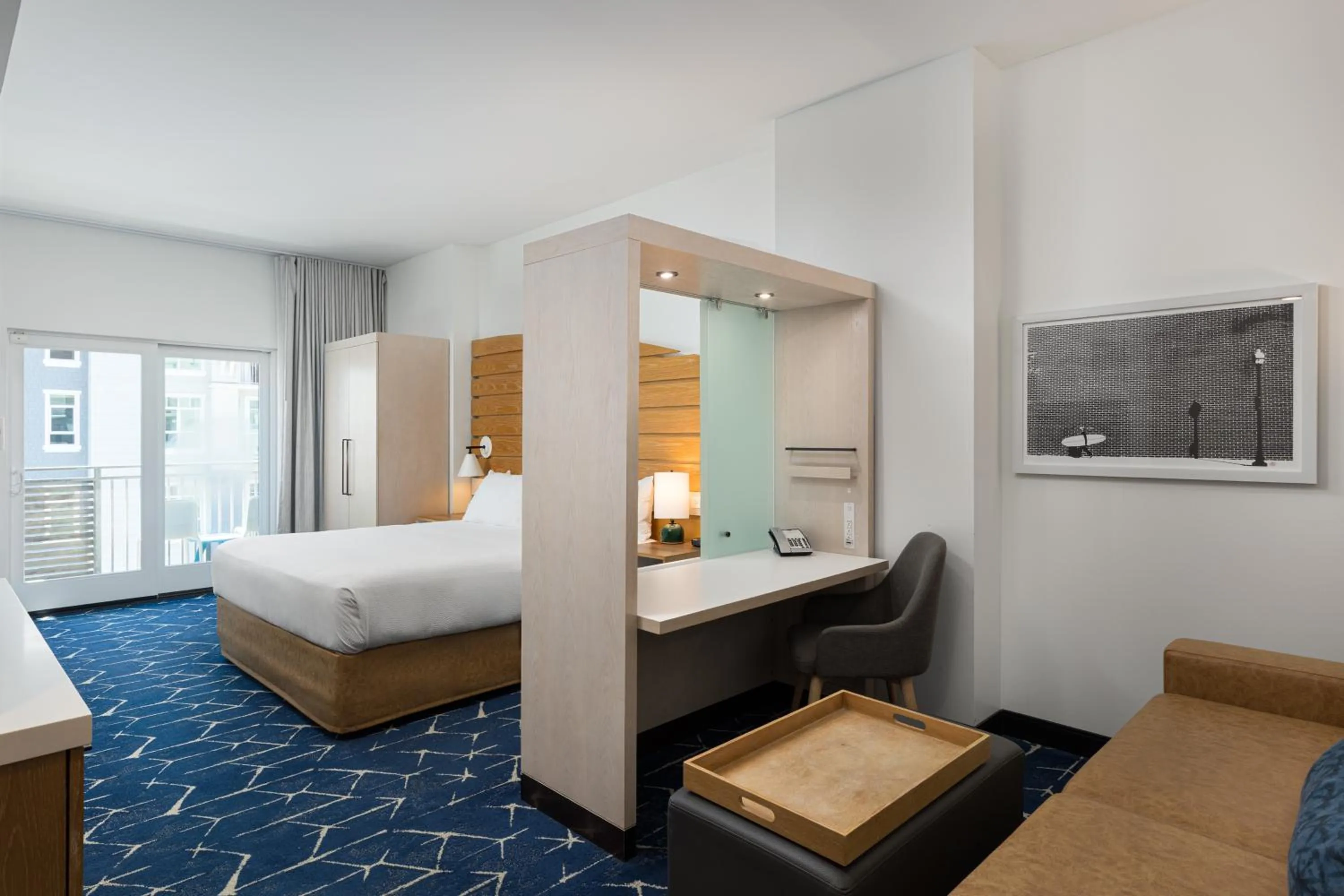 Bed in SpringHill Suites by Marriott Oceanside Beach