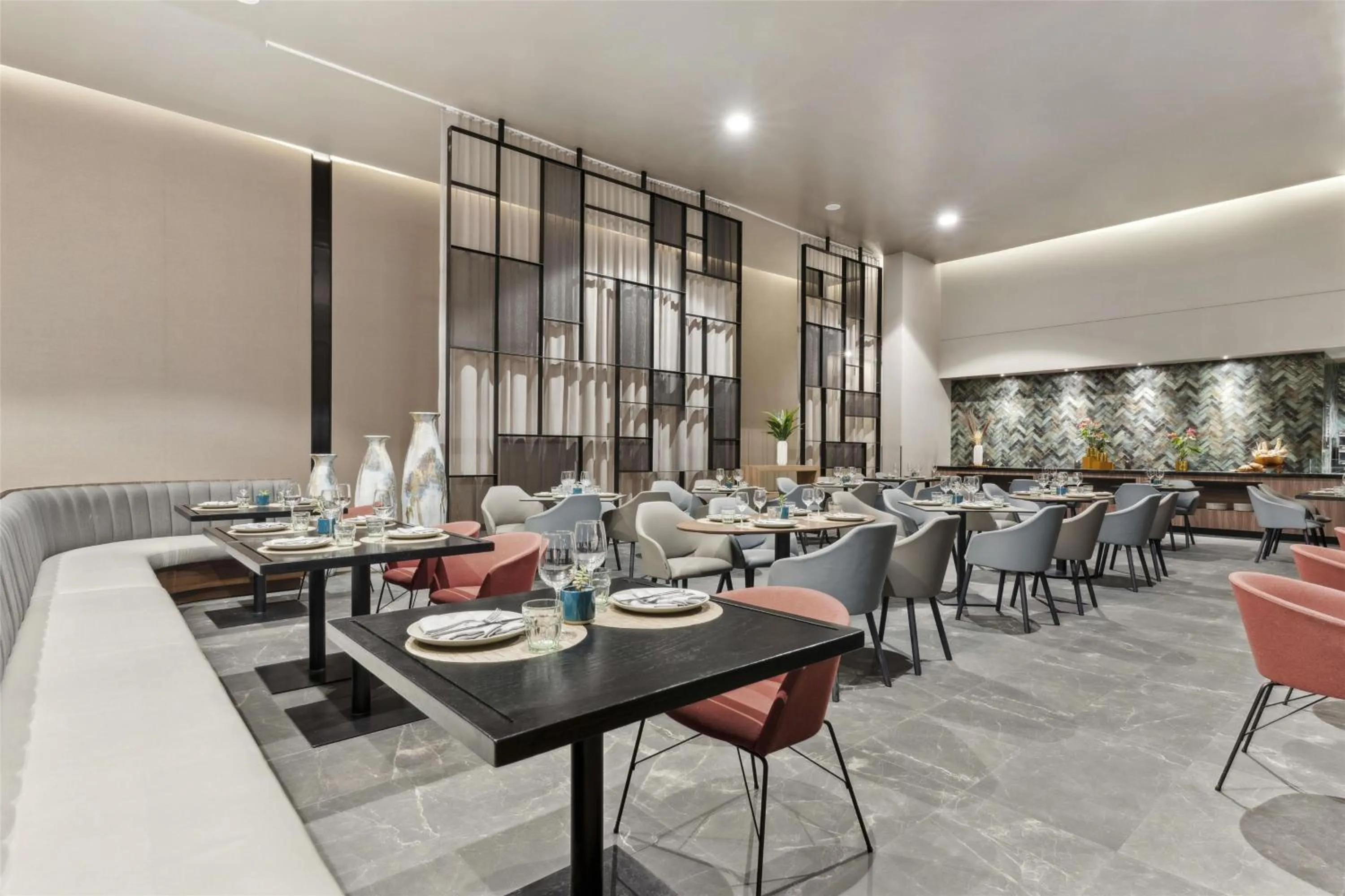 Restaurant/places to eat in NH Collection Monterrey San Pedro