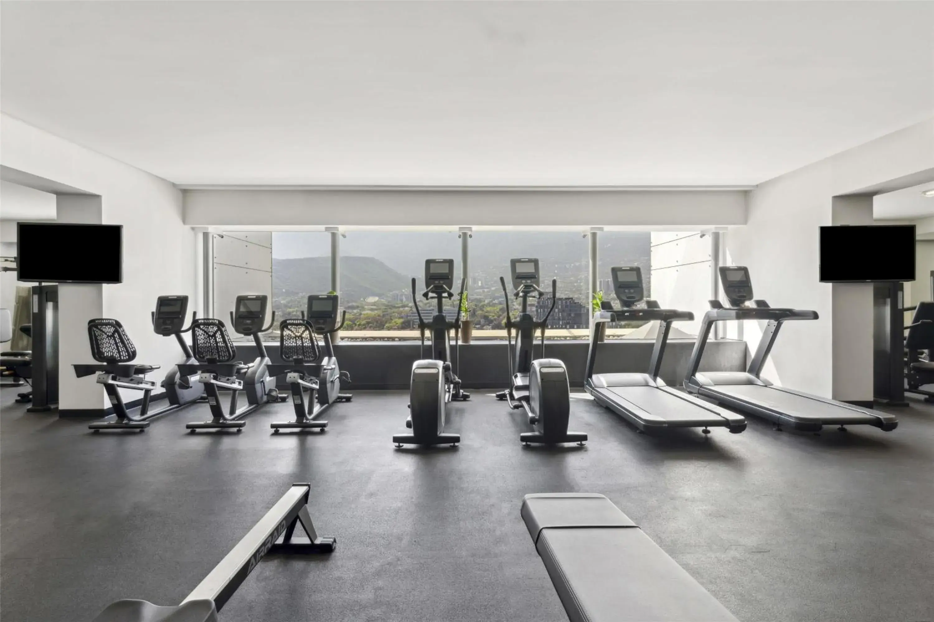 Fitness centre/facilities in NH Collection Monterrey San Pedro Fitness centre/facilities in NH Collection Monterrey San Pedro