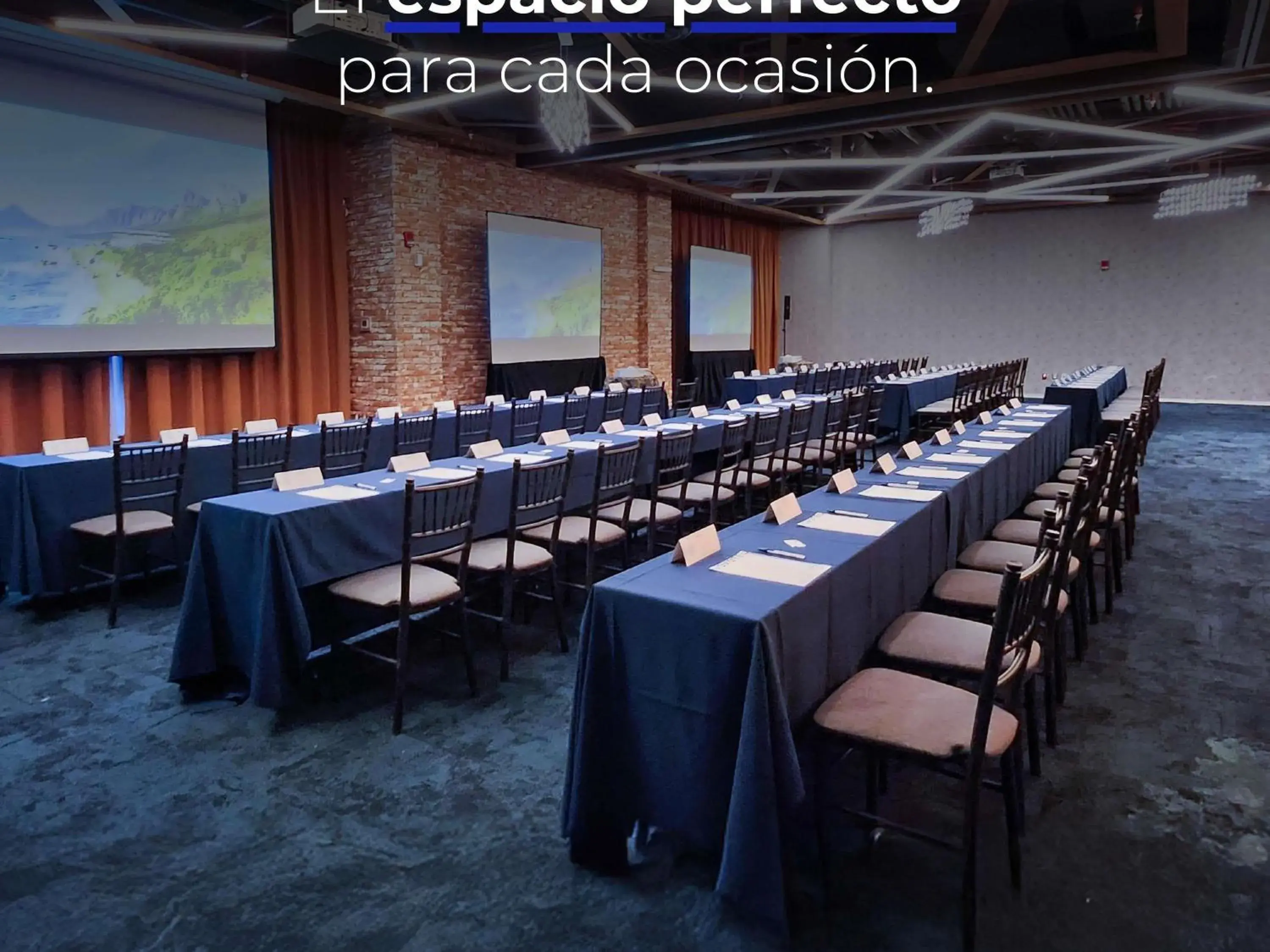 Property building in Novotel Monterrey Valle Property building in Novotel Monterrey Valle