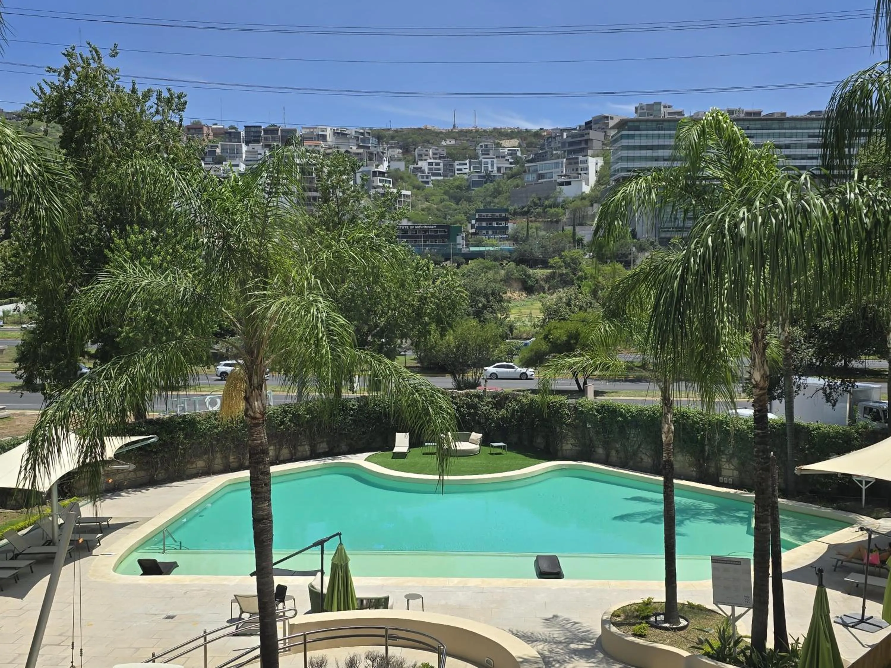 Swimming pool in Novotel Monterrey Valle