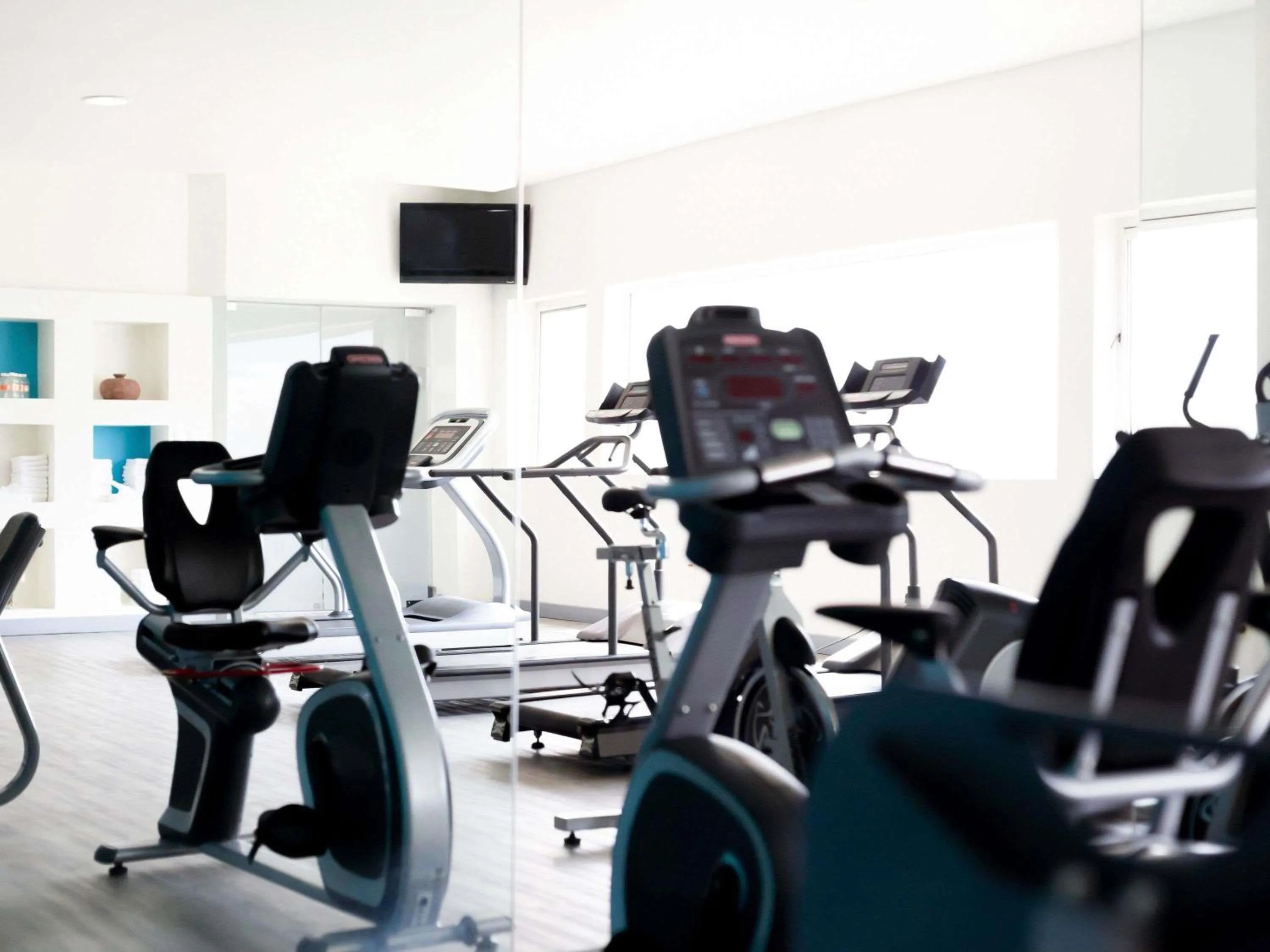 Fitness centre/facilities in Novotel Monterrey Valle