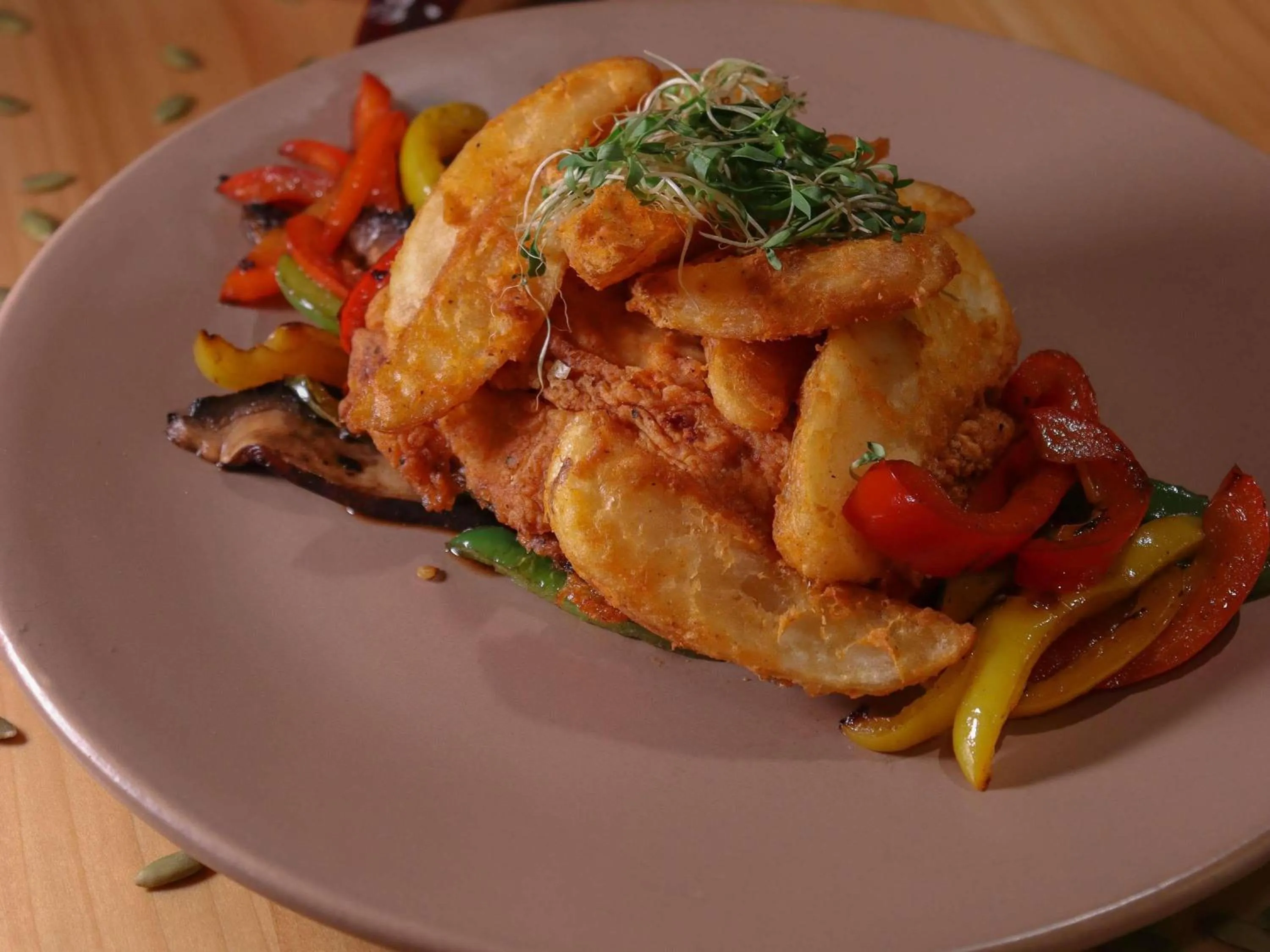 Restaurant/places to eat in Novotel Monterrey Valle