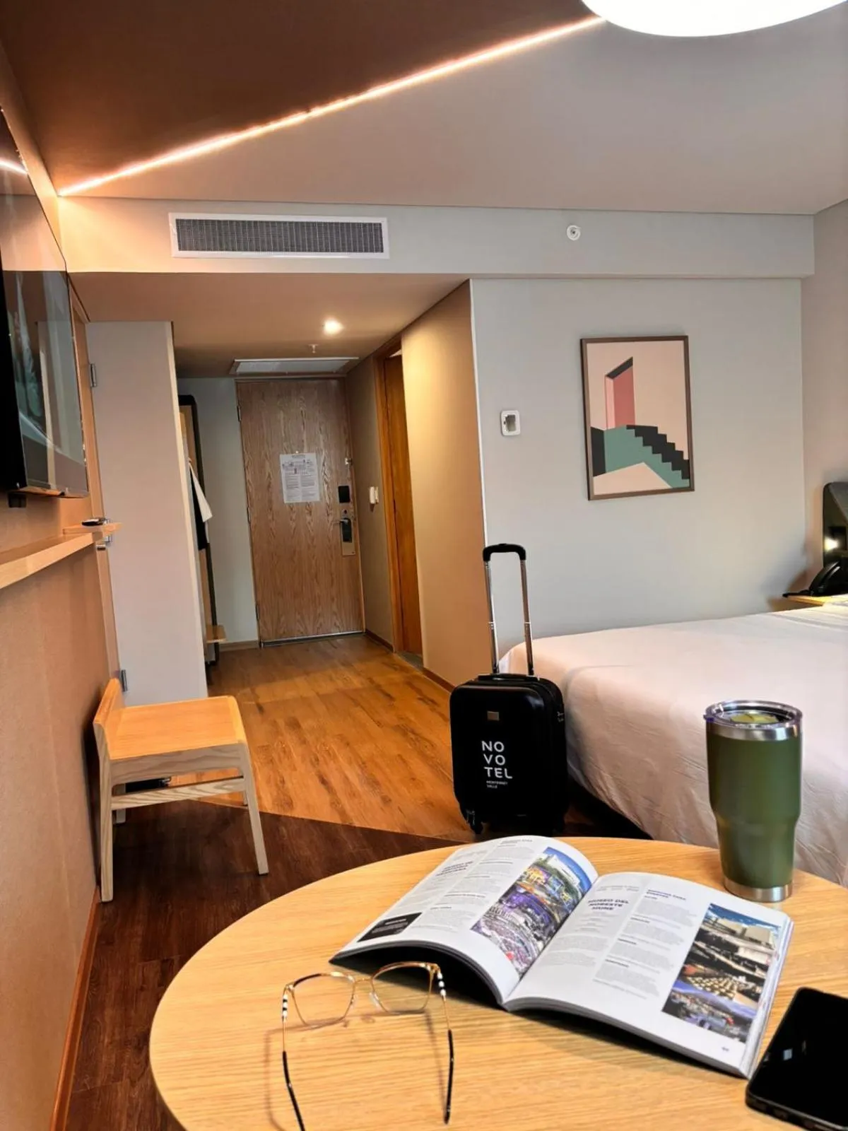 Decorative detail in Novotel Monterrey Valle