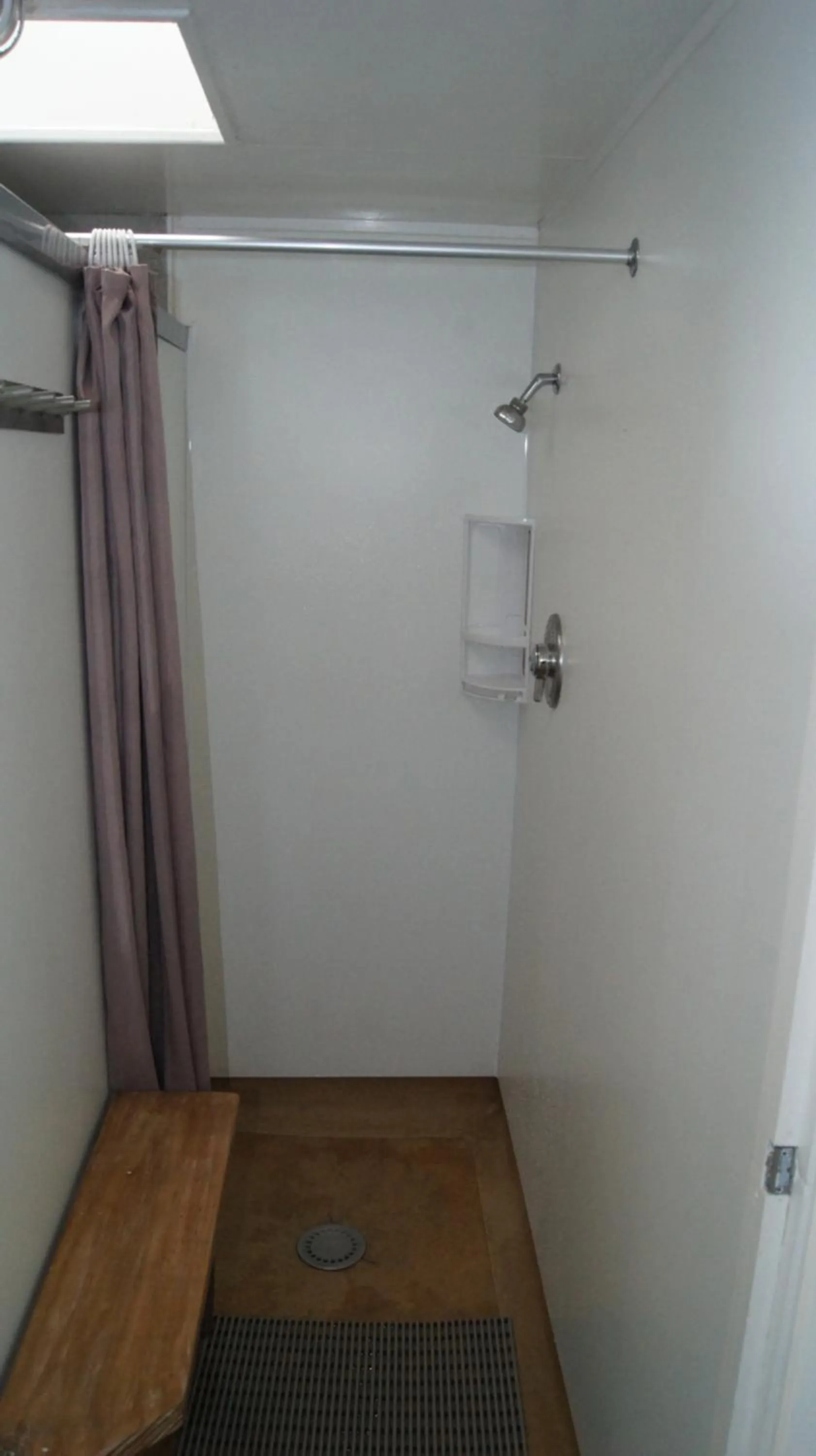 Toilet in Richmond Motel and Holiday Park