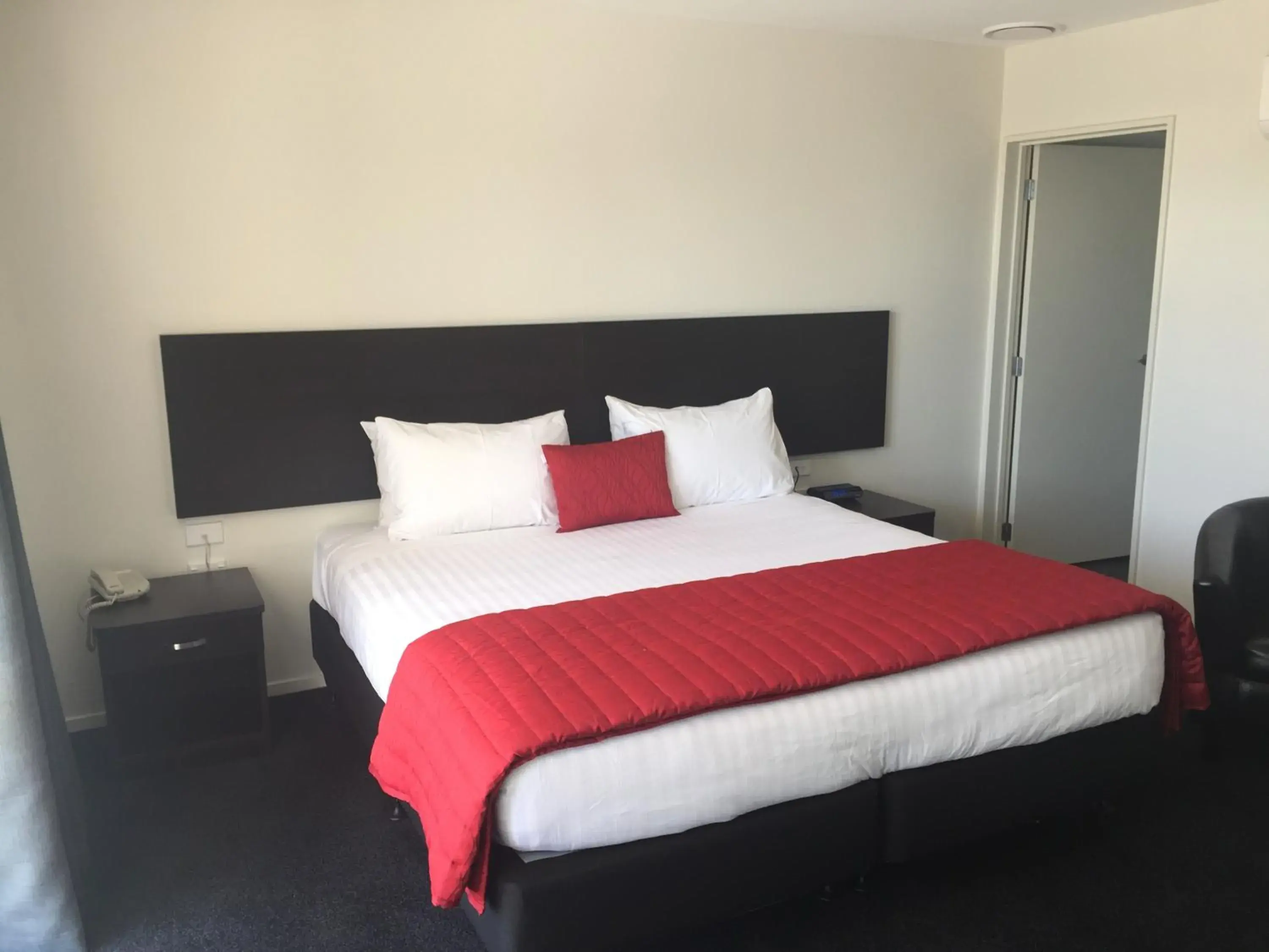 Bed in Rolleston Highway Motel Bed in Rolleston Highway Motel
