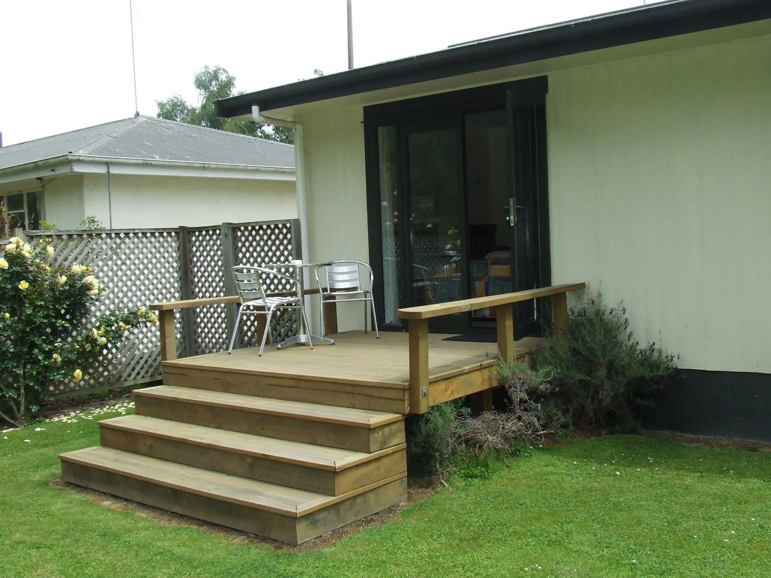 Garden in Geraldine Motels