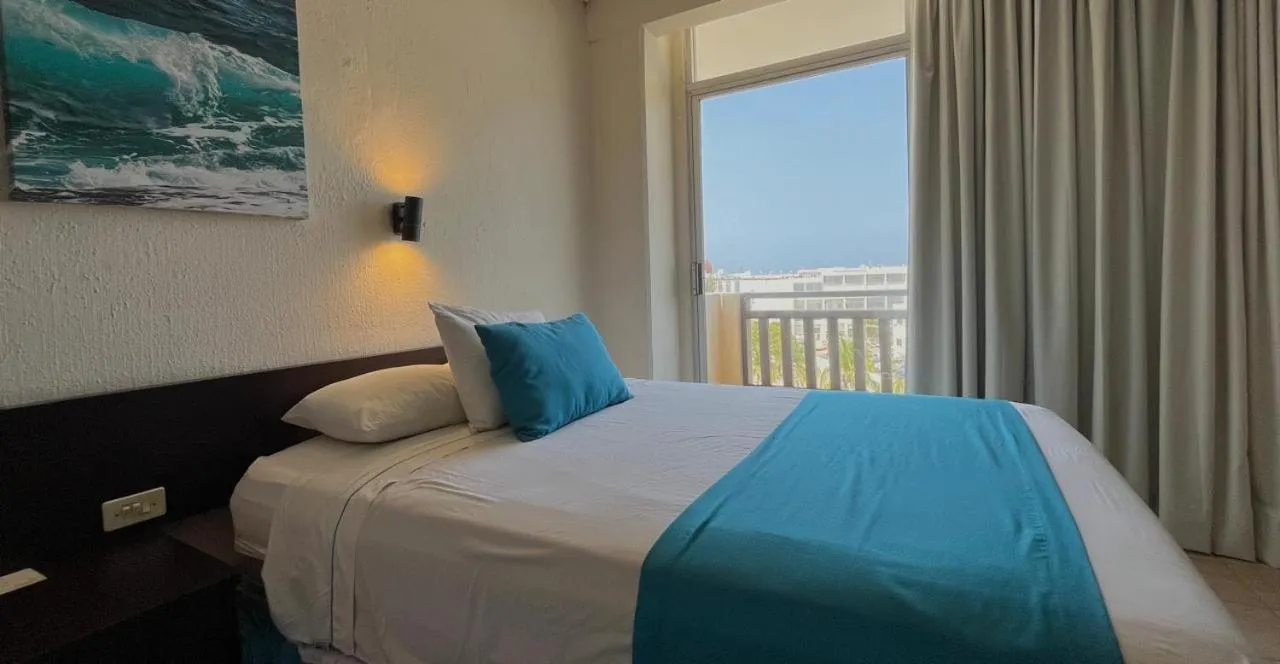 Bed in Howard Johnson by Wyndham Veracruz