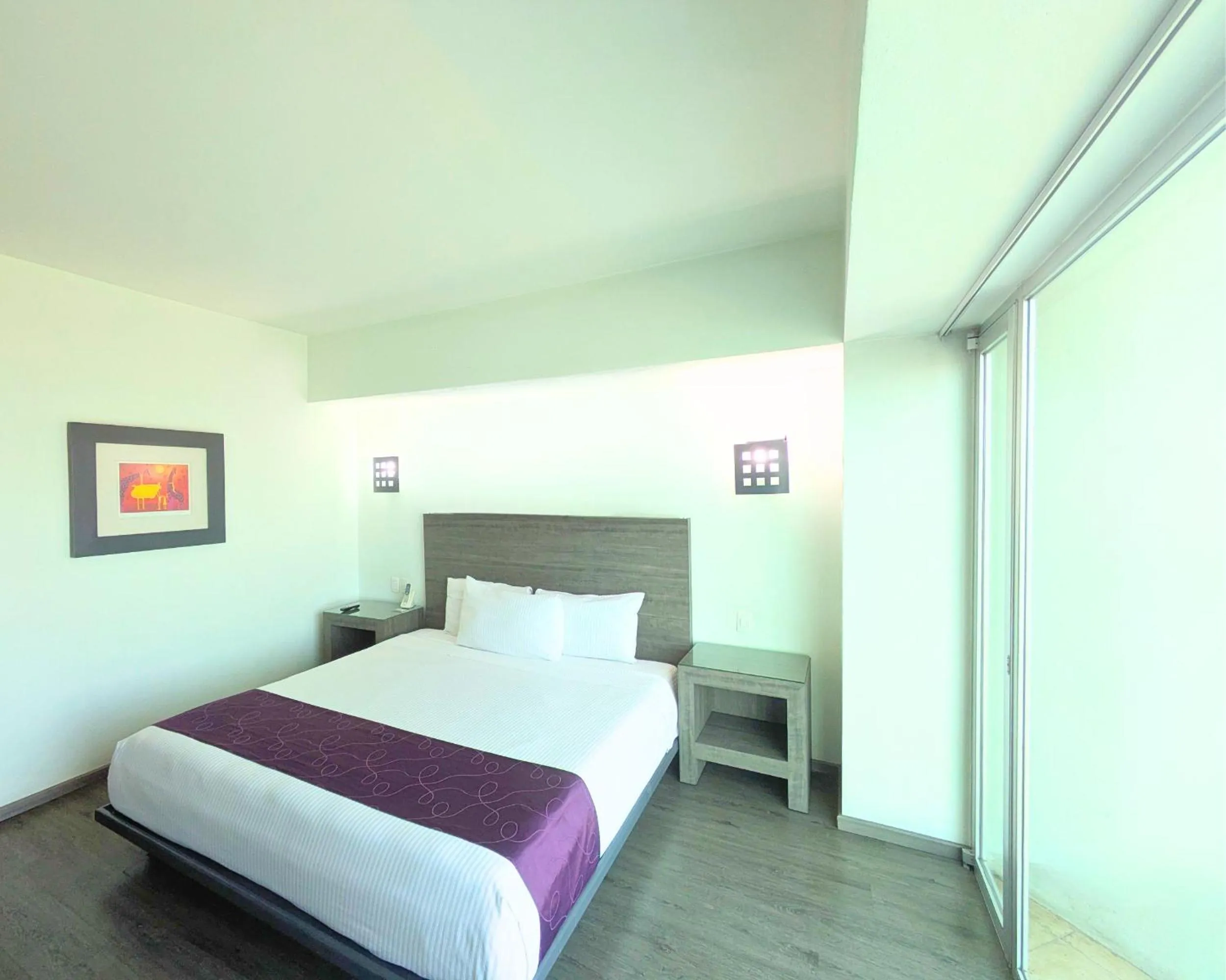 Bed in We Hotel Aeropuerto