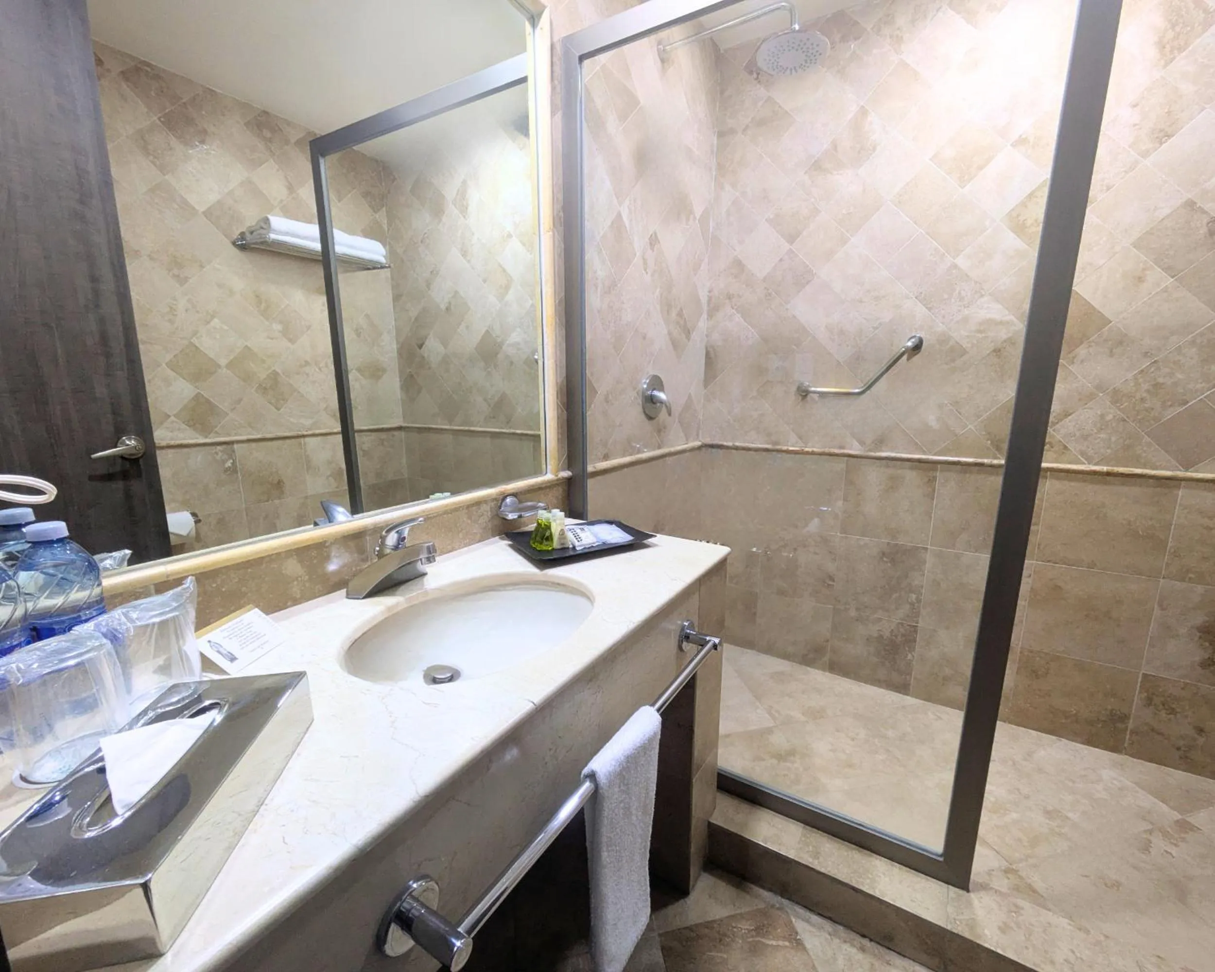 Bathroom in We Hotel Aeropuerto