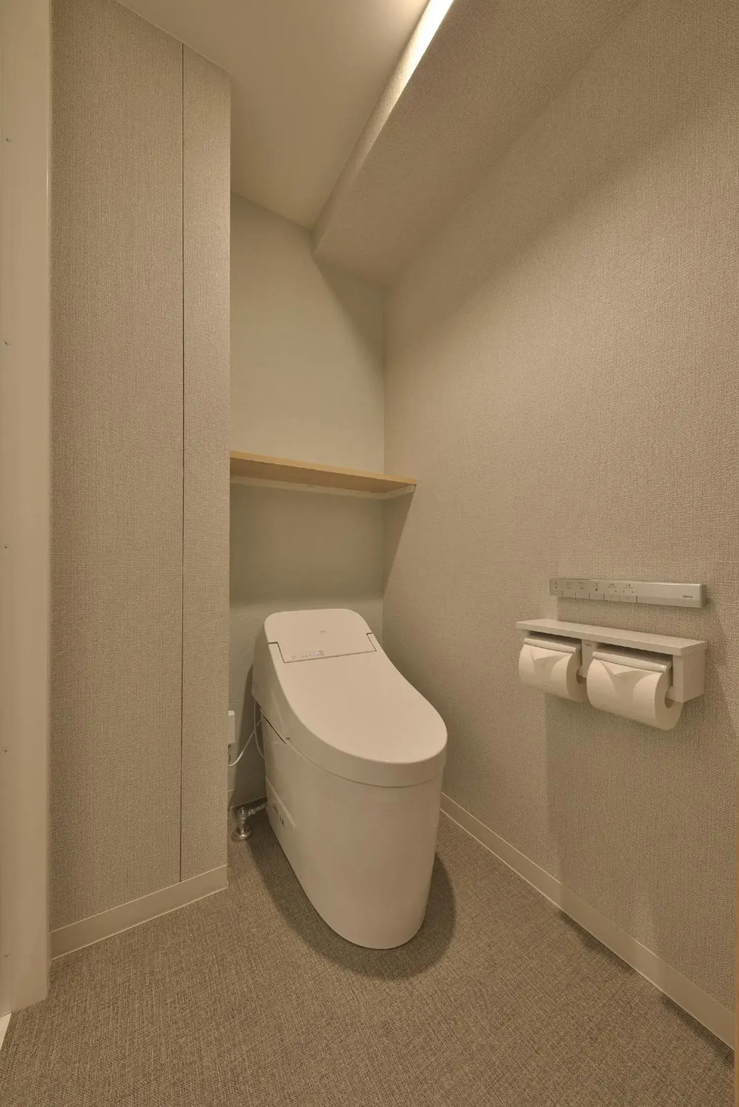 Toilet in Fourz Hotel Kintetsu Osaka-Namba Toilet in Fourz Hotel Kintetsu Osaka-Namba