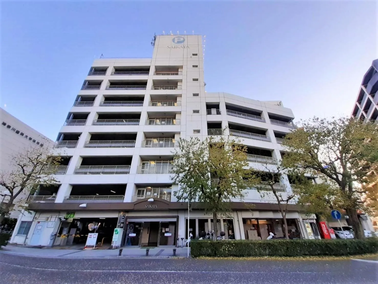 Parking in Hotel New Port Yokosuka