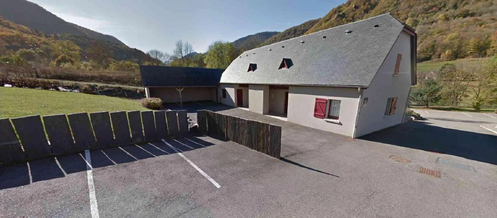 Property building in Résidence Les Trois Vallées - ARREAU