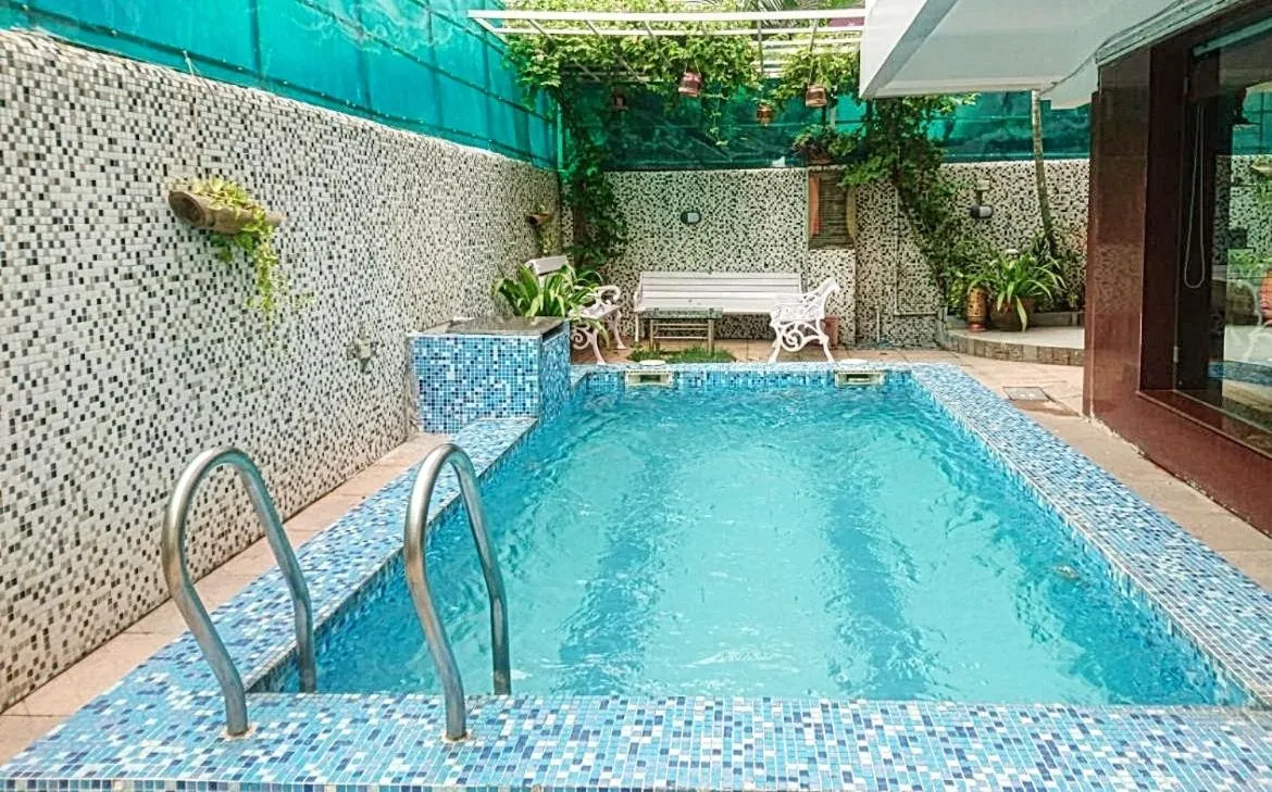 Swimming pool in Tatvam Residency