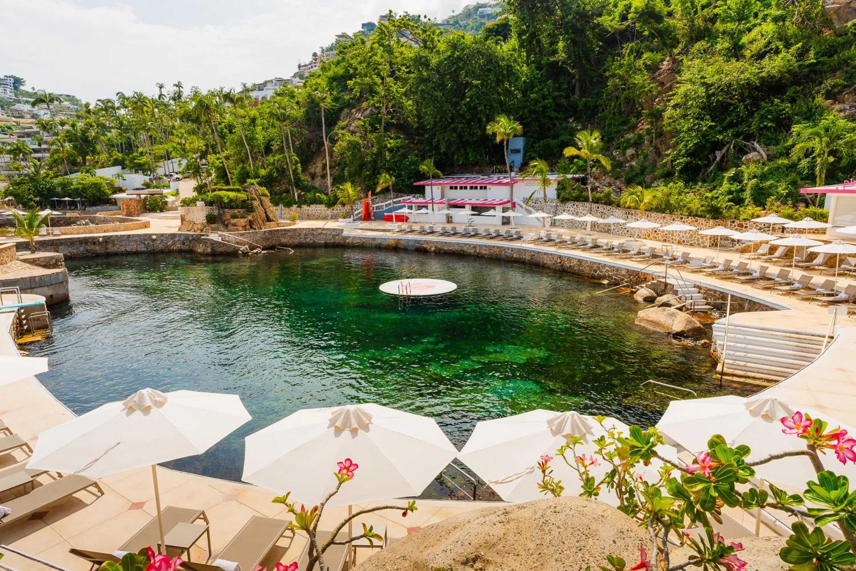 Swimming pool in Las Brisas Acapulco