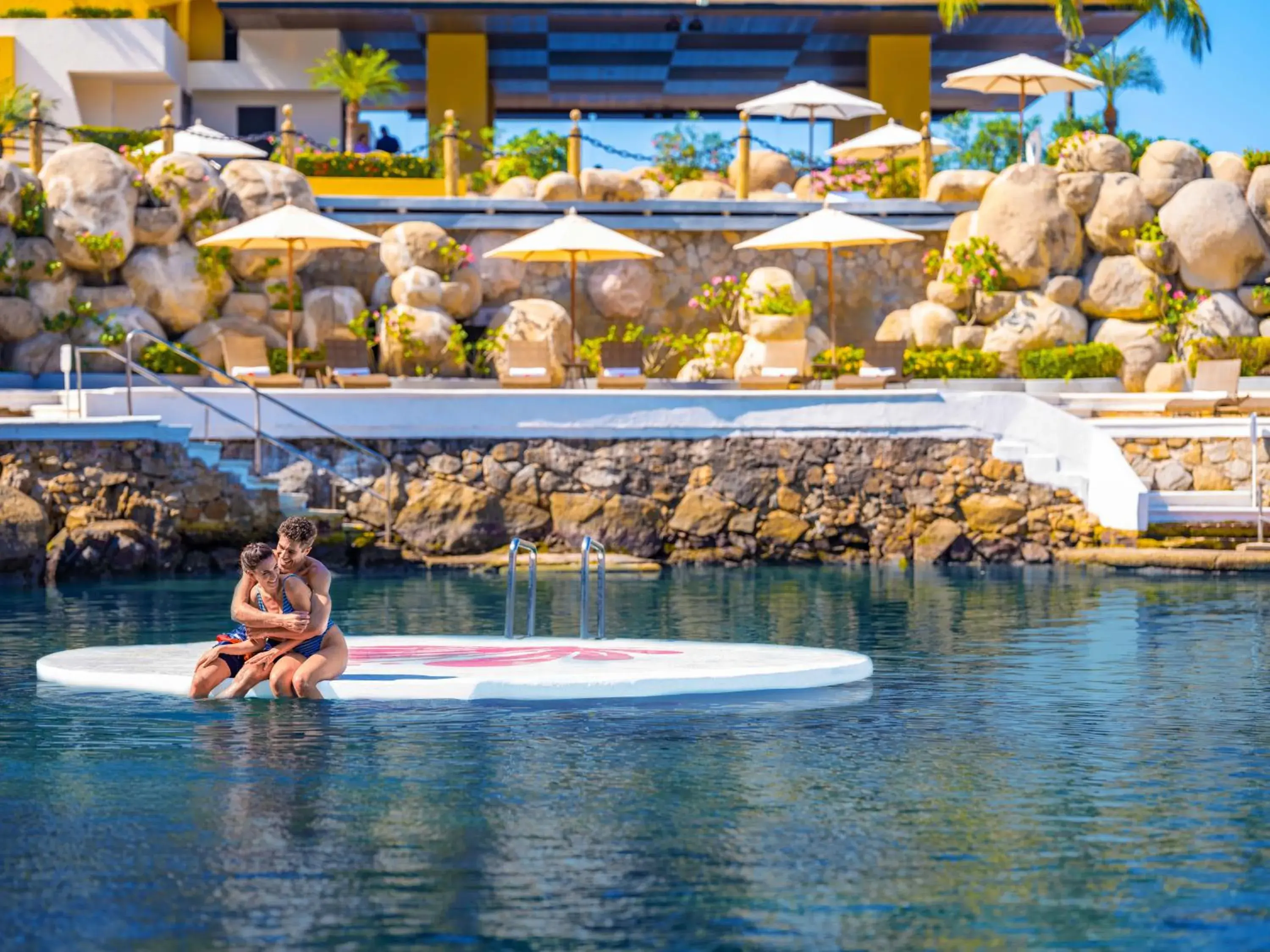 Property building in Las Brisas Acapulco Property building in Las Brisas Acapulco