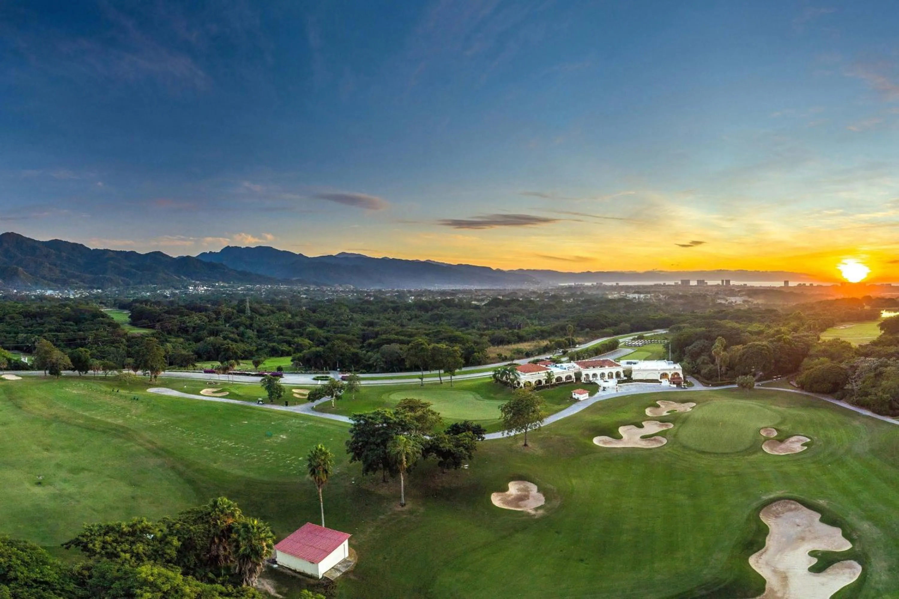 Golfcourse in Sheraton Buganvilias Resort & Convention Center