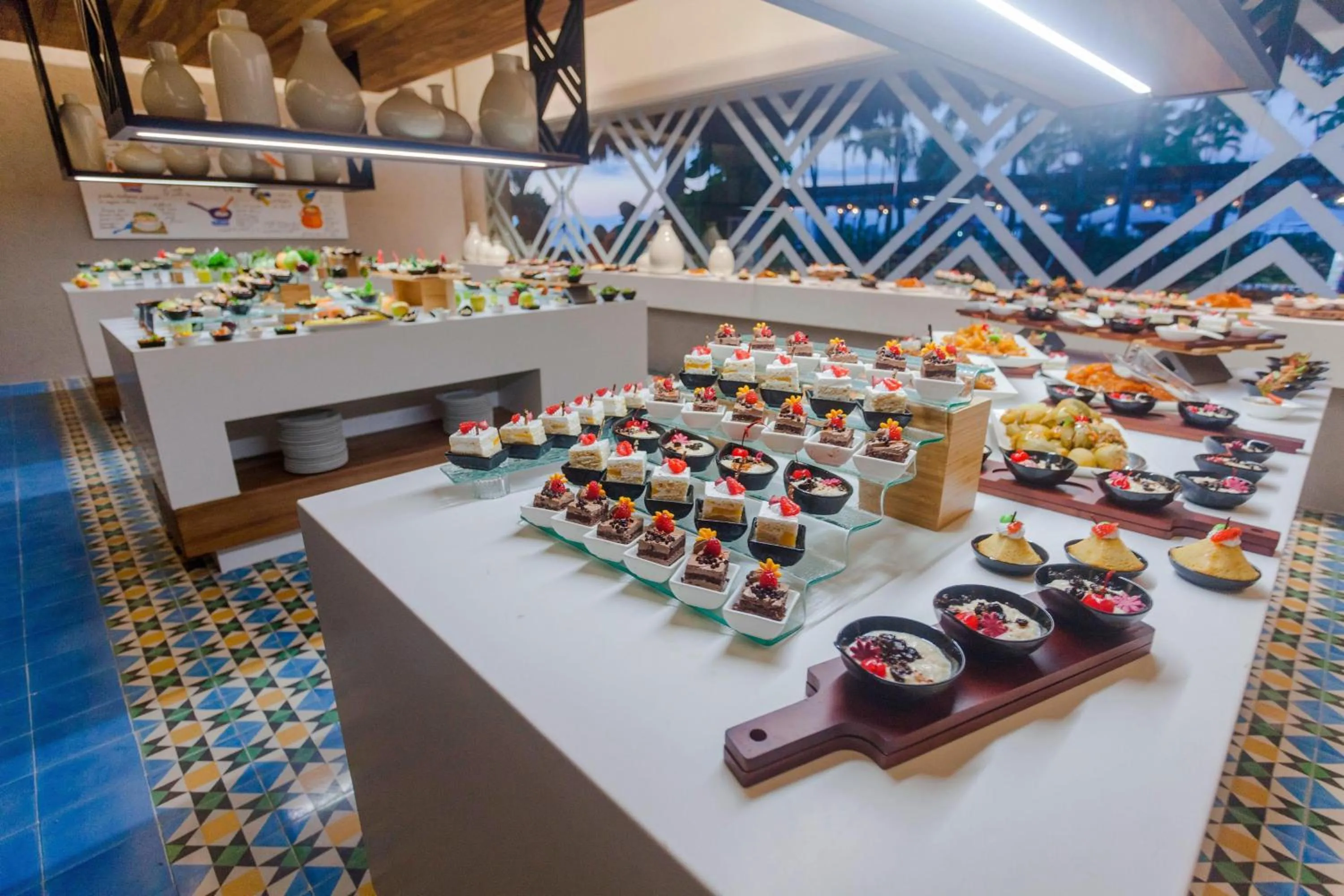 Restaurant/places to eat in Sheraton Buganvilias Resort & Convention Center