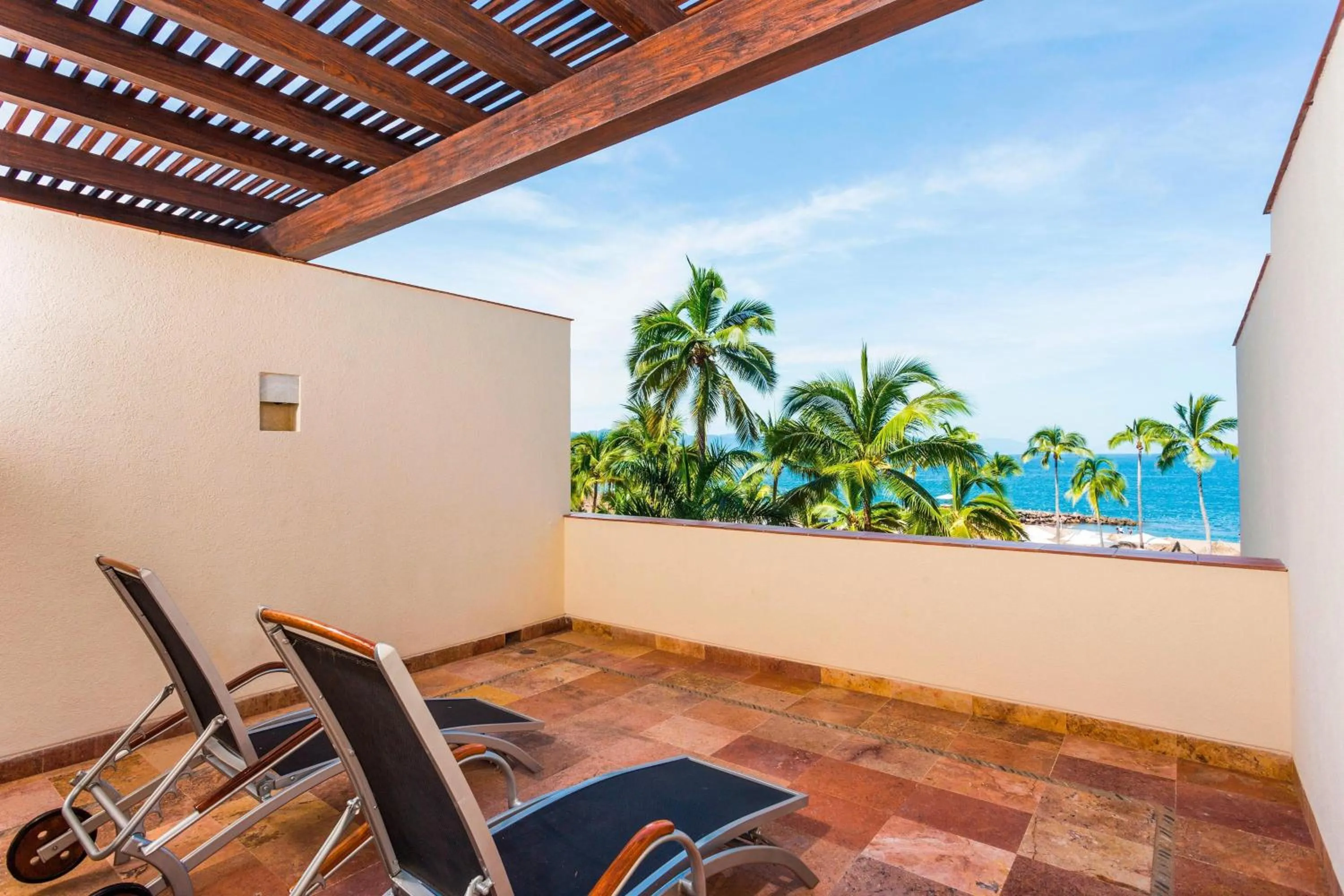 Photo of the whole room in Sheraton Buganvilias Resort & Convention Center