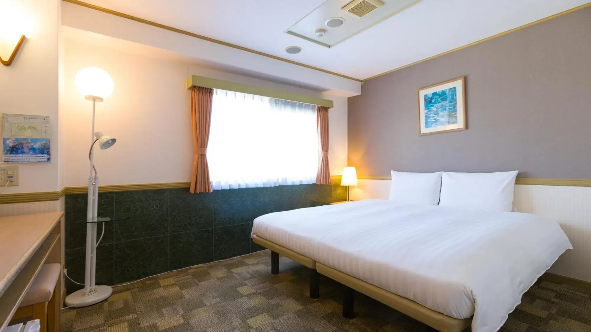 Bedroom, Bed in Toyoko Inn Tokyo Kamata Higashi-guchi Bedroom, Bed in Toyoko Inn Tokyo Kamata Higashi-guchi