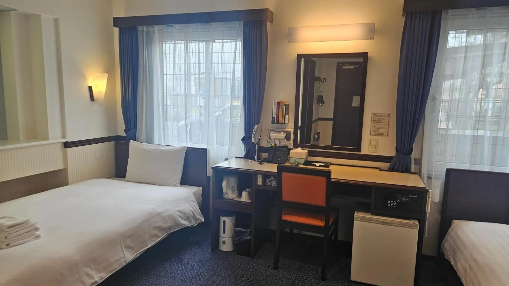 Bedroom, Bed in Toyoko Inn Tokyo Akigawa-eki Kita-guchi