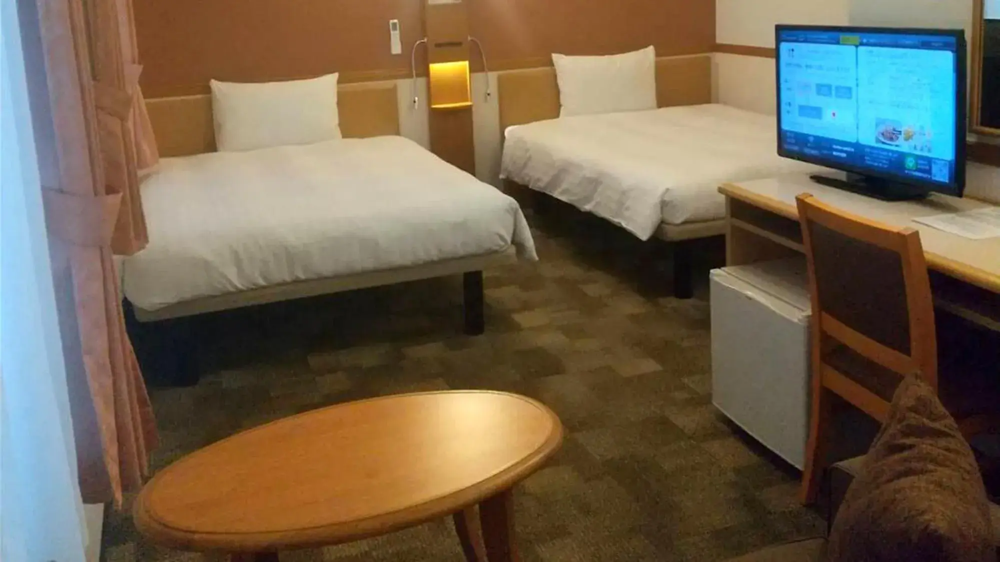 Bedroom, Bed in Toyoko Inn Hitachi Ekimae Bedroom, Bed in Toyoko Inn Hitachi Ekimae