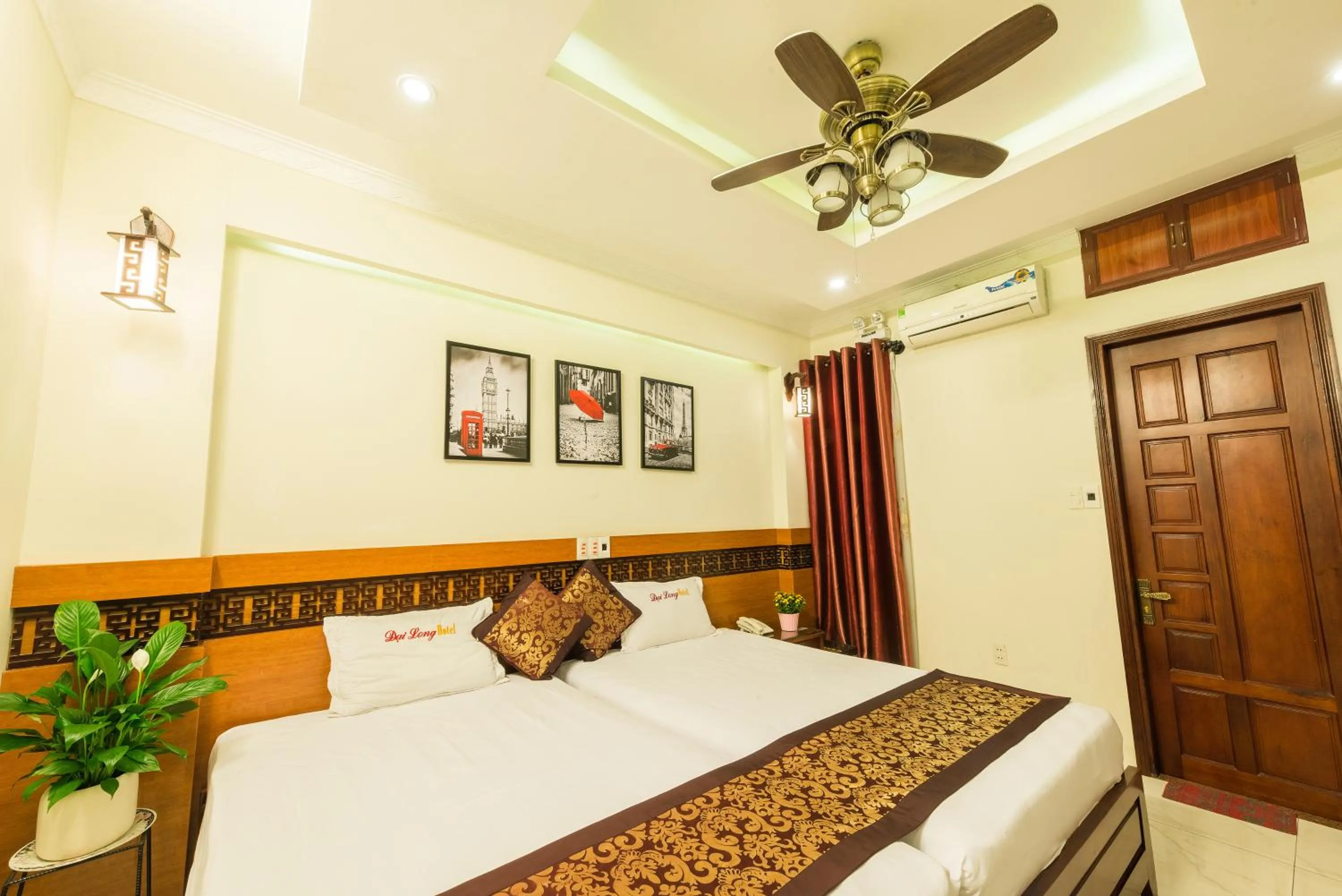 Bed in Dai Long Hotel