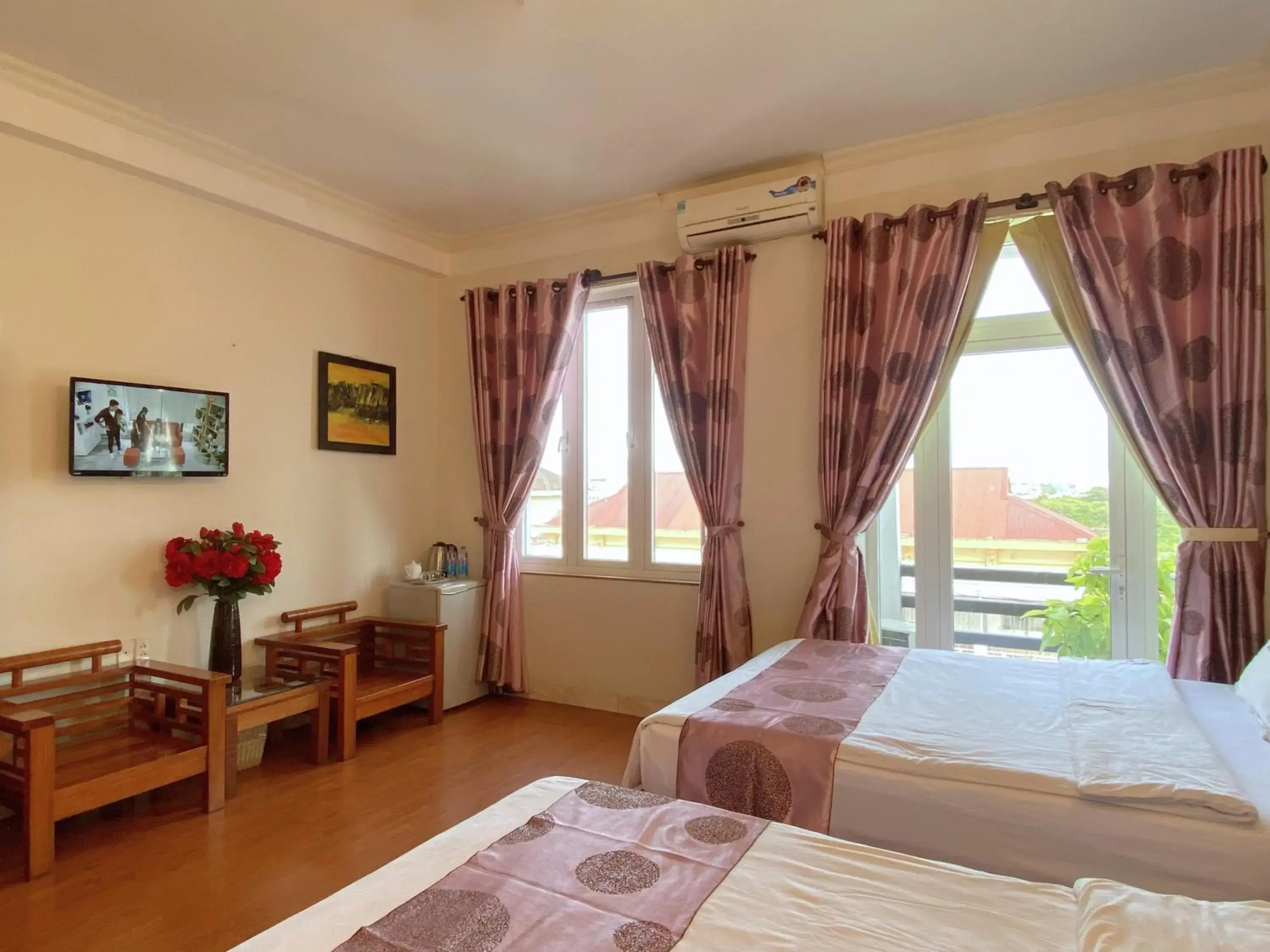 Bed in Dai Long Hotel Bed in Dai Long Hotel