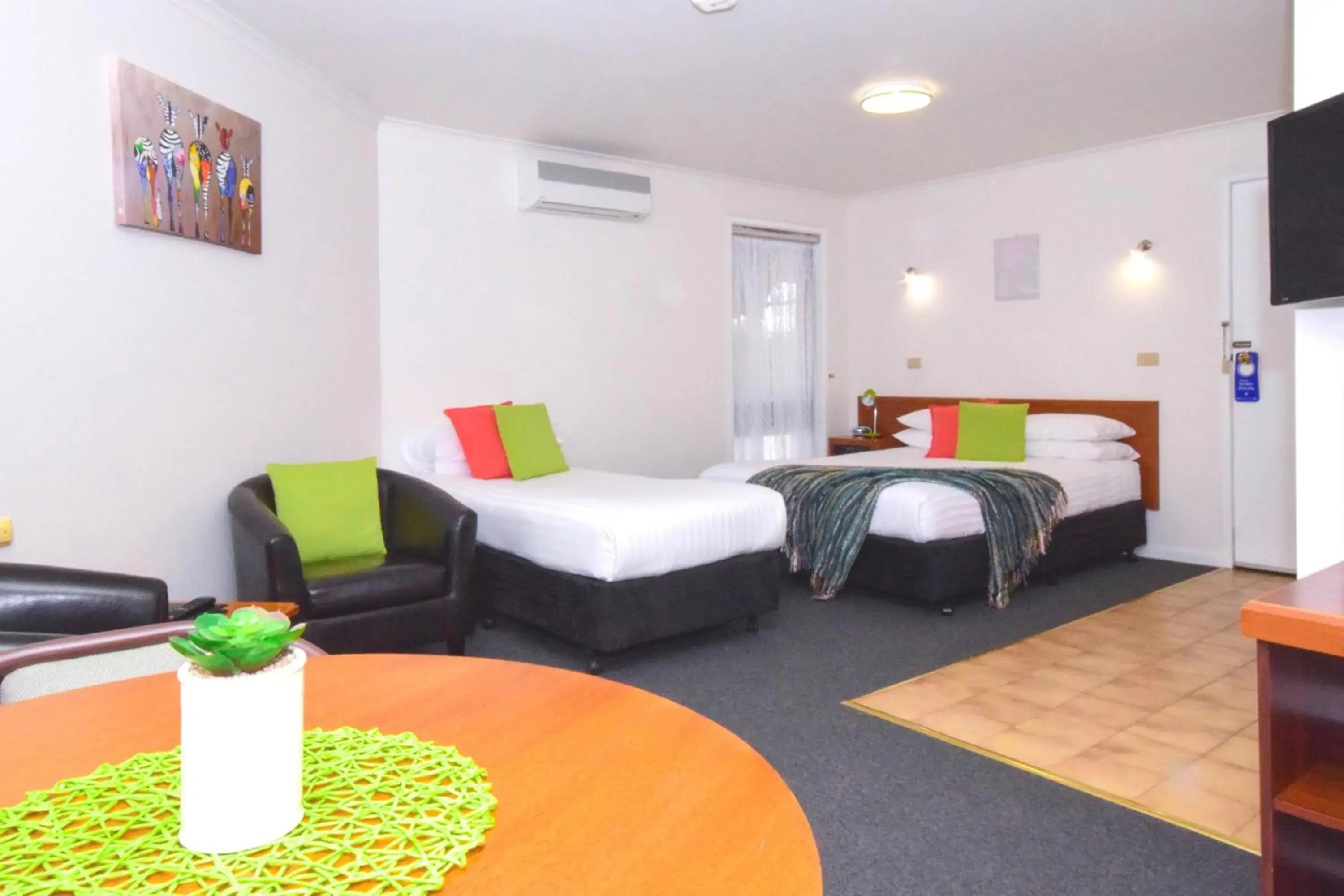 Bed in River Country Inn Bed in River Country Inn