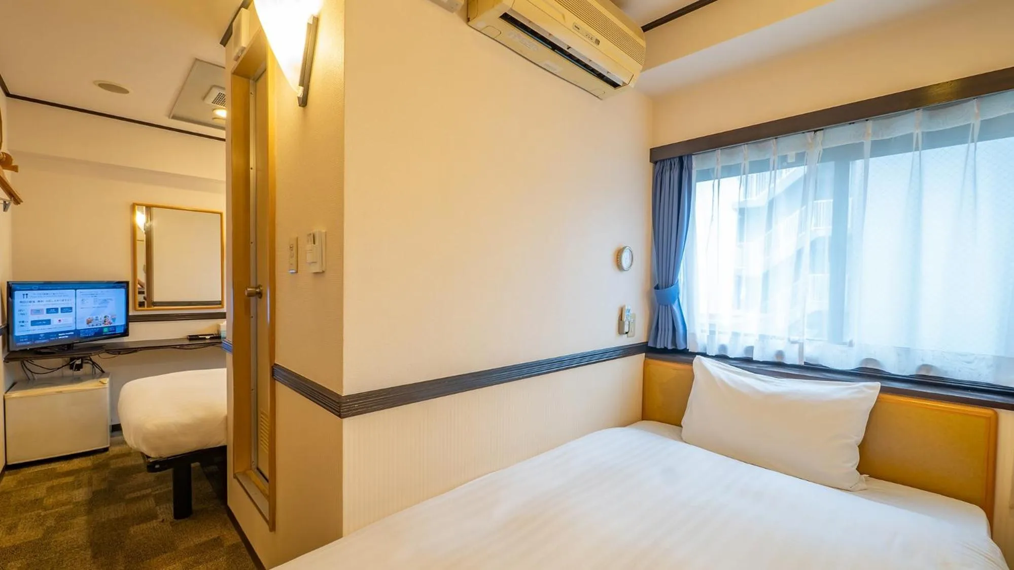 Bedroom, Bed in Toyoko Inn Tokyo Asakusa Kuramae No 1