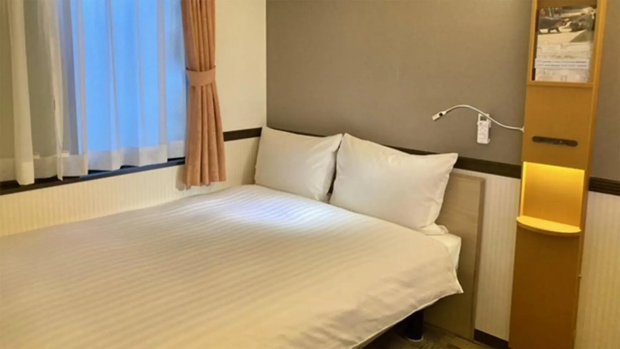 Bedroom, Bed in Toyoko Inn Sendai Higashi-guchi No 2 Bedroom, Bed in Toyoko Inn Sendai Higashi-guchi No 2