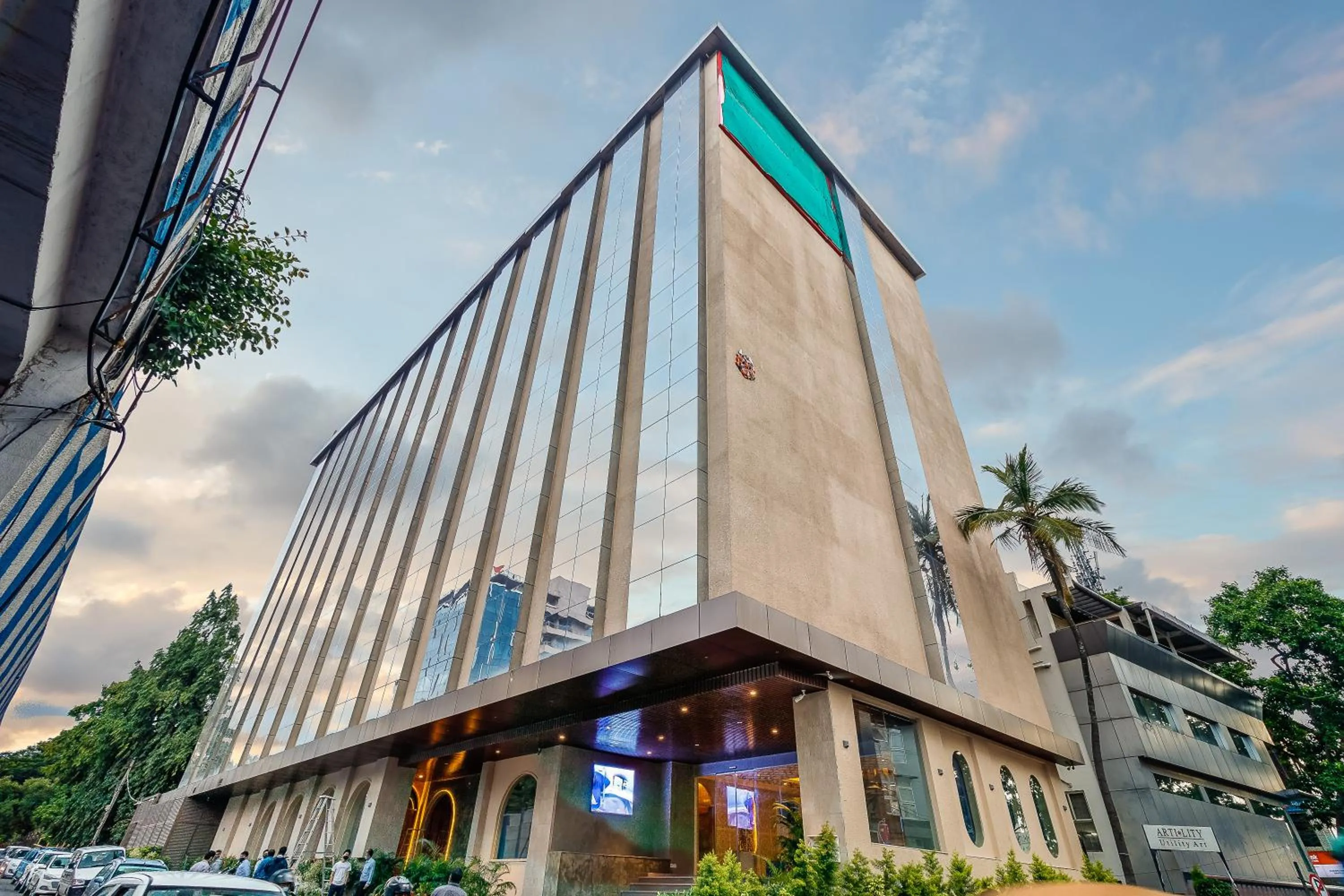 Property building in Hotel Jagadish International-Sankey Road