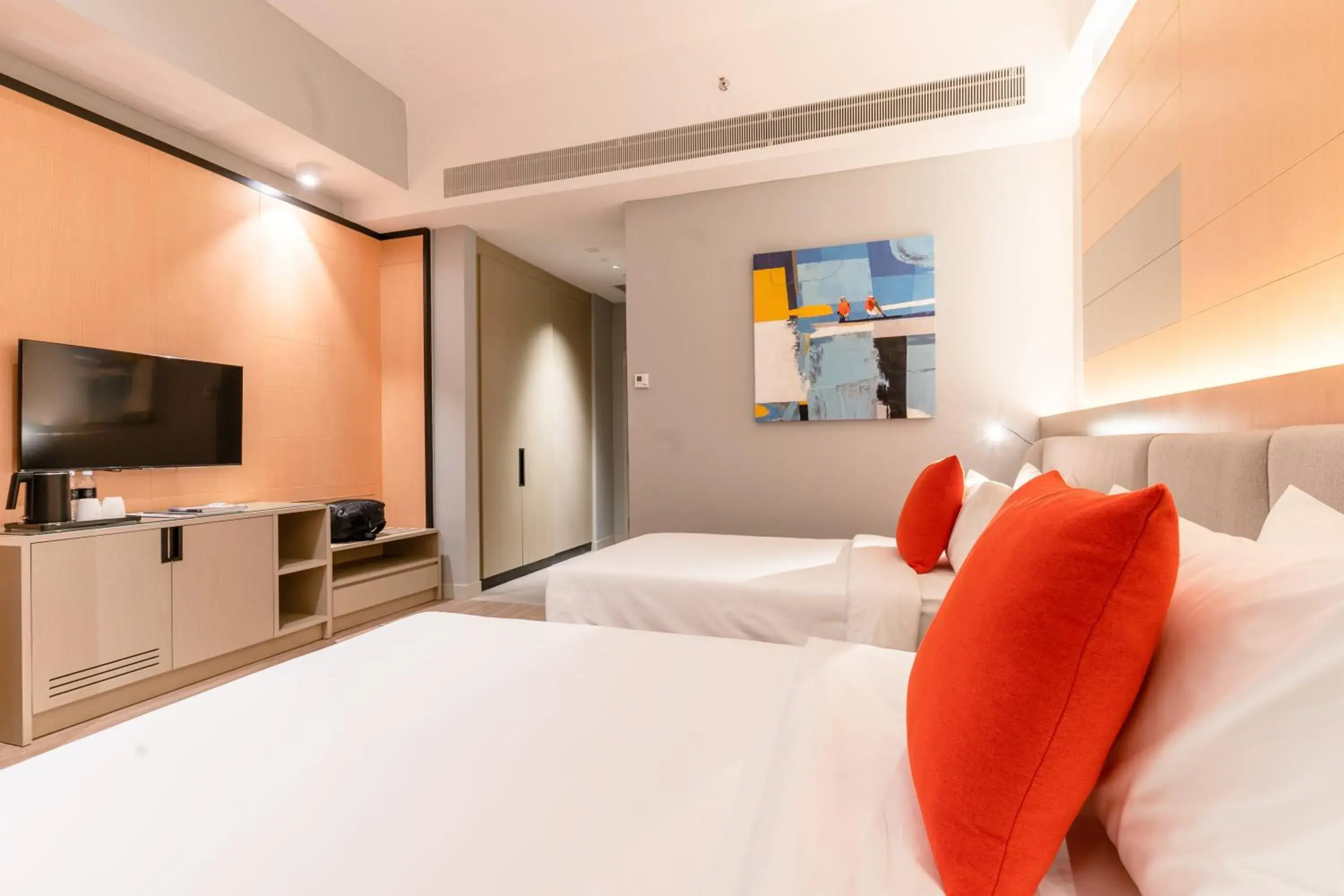 Bed in M World Hotel Bed in M World Hotel