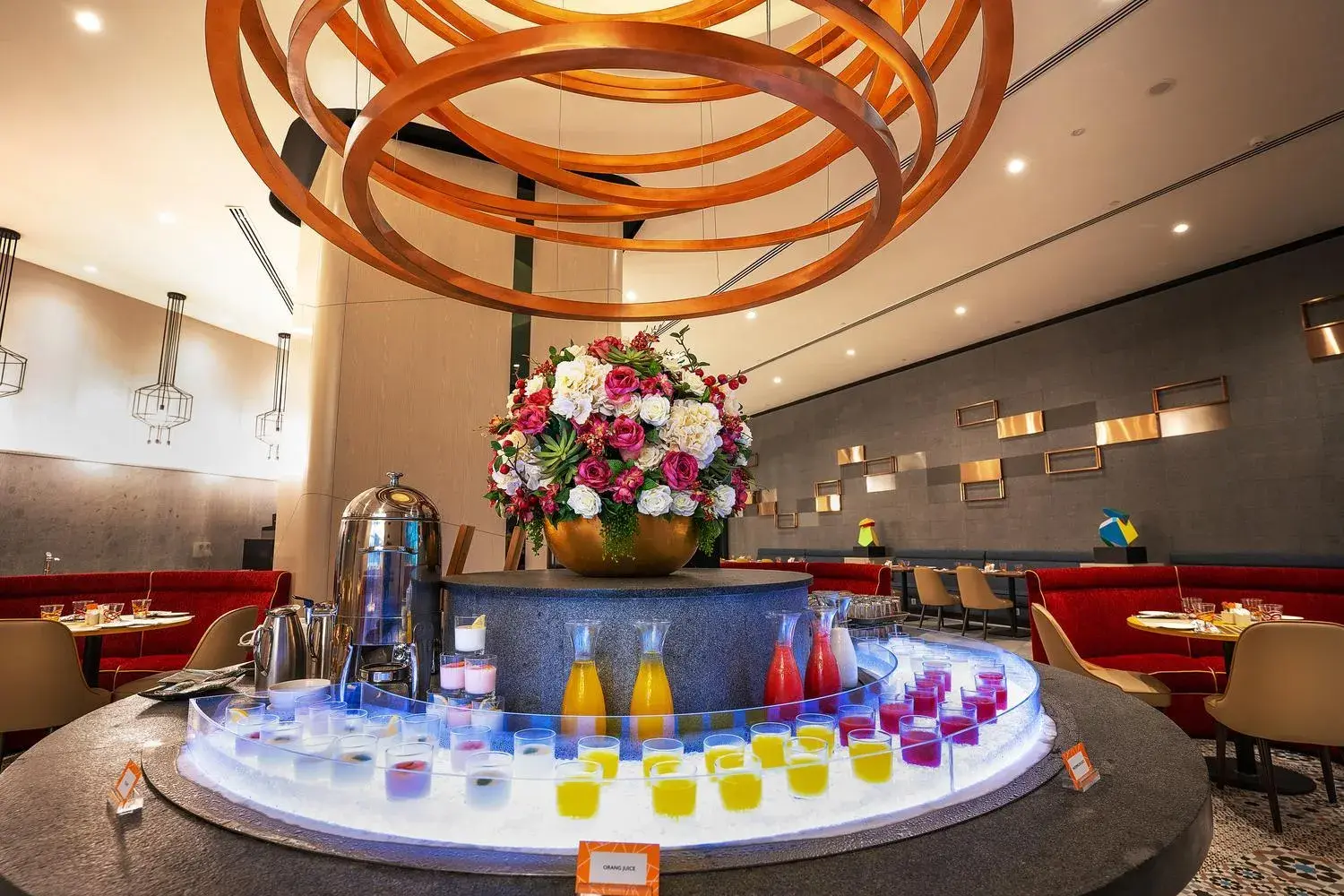 Restaurant/places to eat in M World Hotel Restaurant/places to eat in M World Hotel