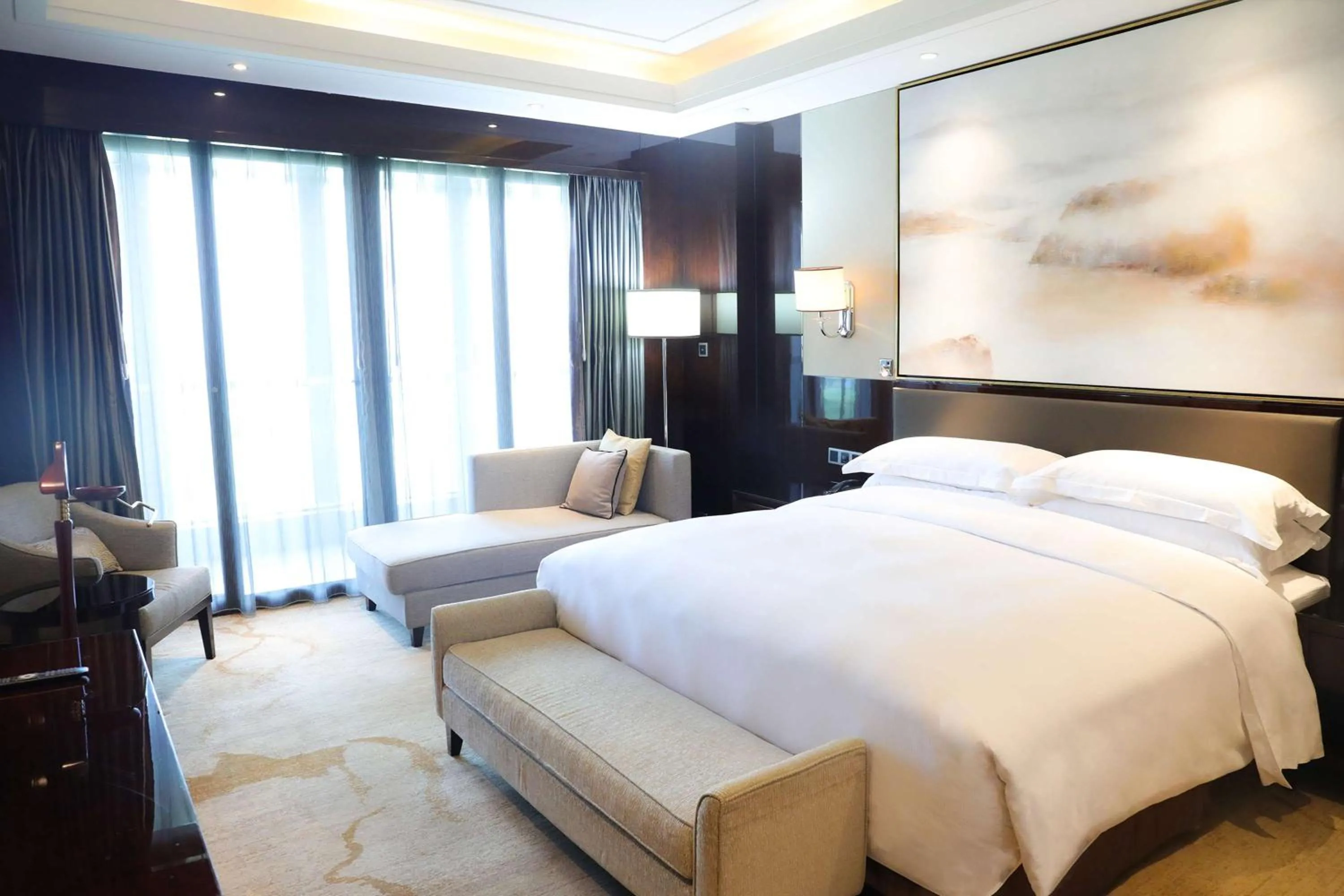 Living room, Bed in DoubleTree By Hilton Anhui