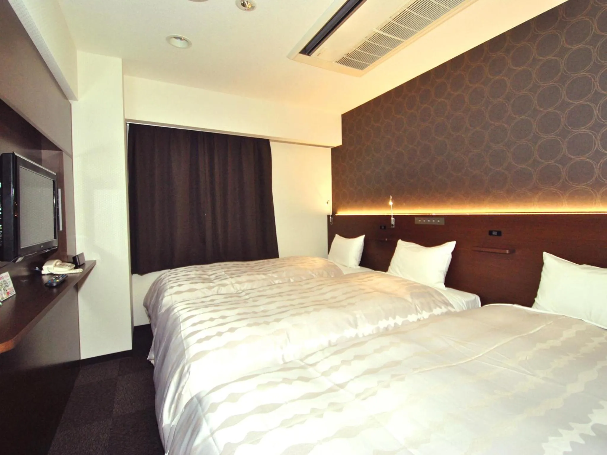 Bed in Hotel Mark-1 Abiko