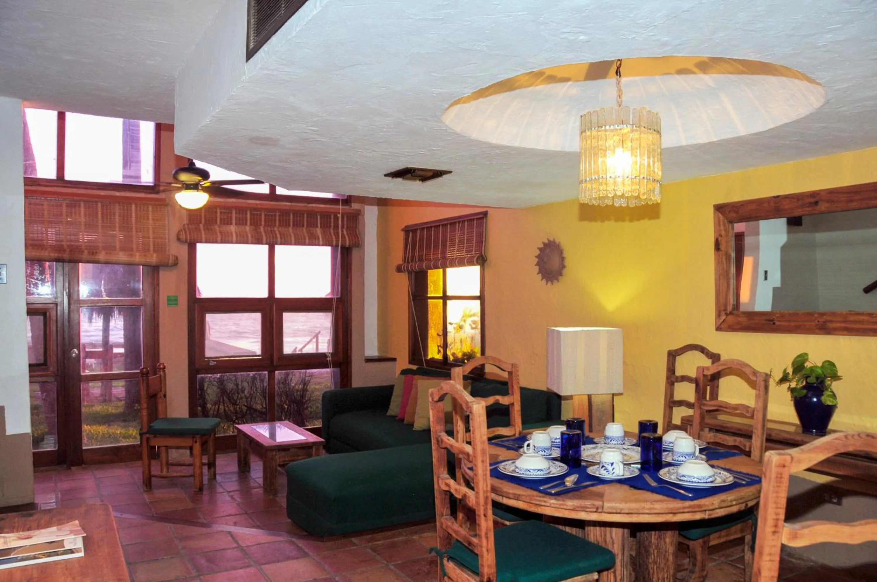 Villas El Rancho Green Resort