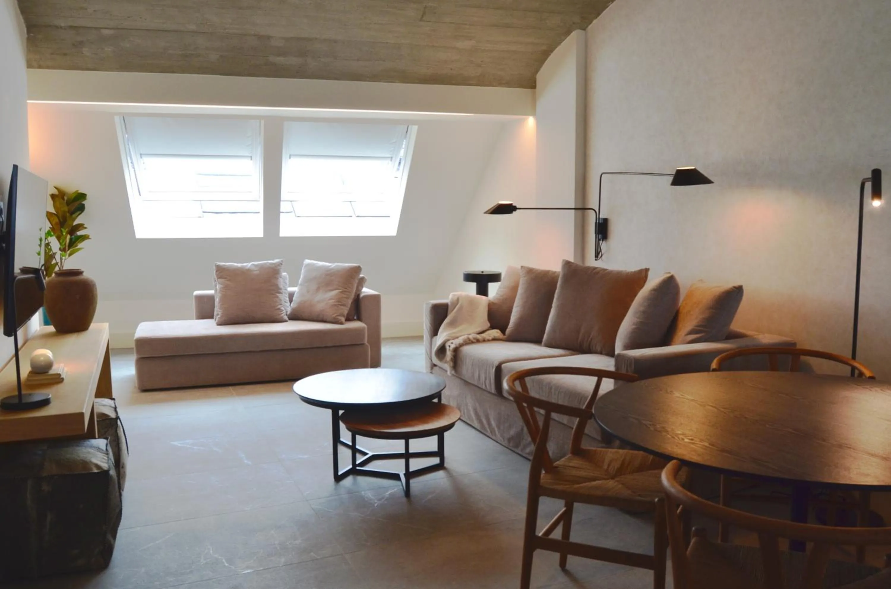 TV and multimedia in TocToc Suites Olof Palme - Viviendas Vacacionales