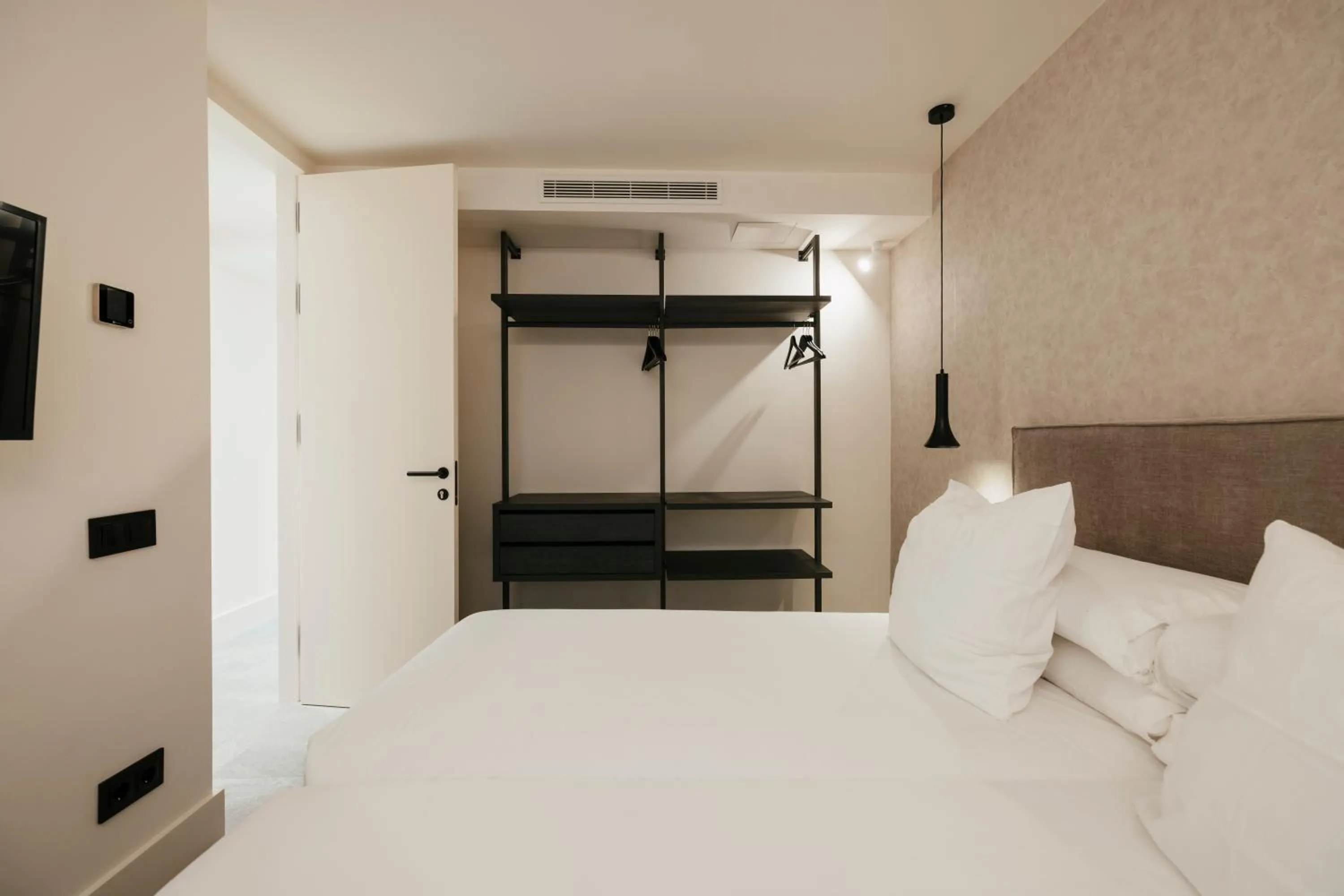 furniture, Bed in TocToc Suites Olof Palme - Viviendas Vacacionales