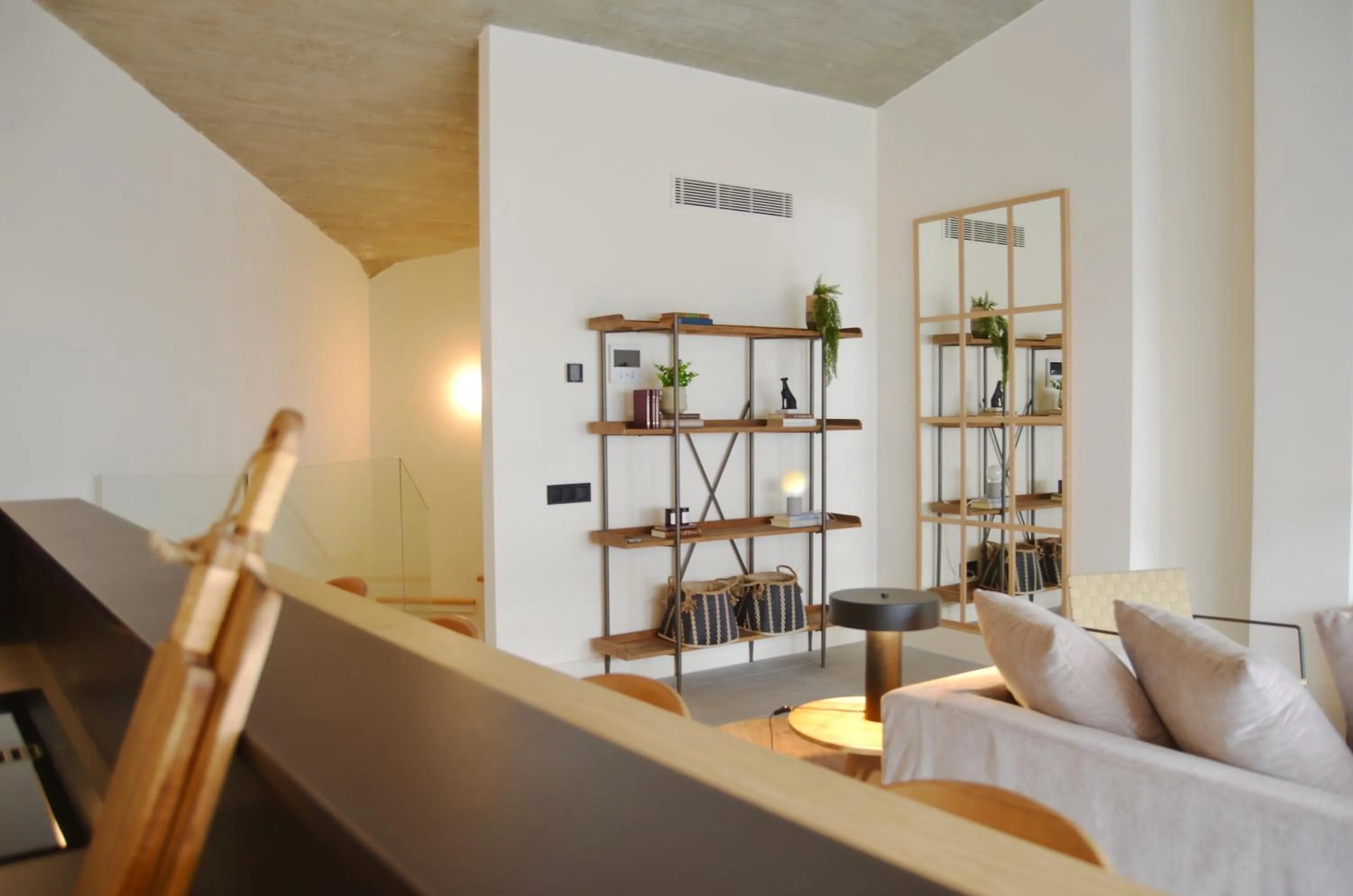 Living room, Bed in TocToc Suites Olof Palme - Viviendas Vacacionales