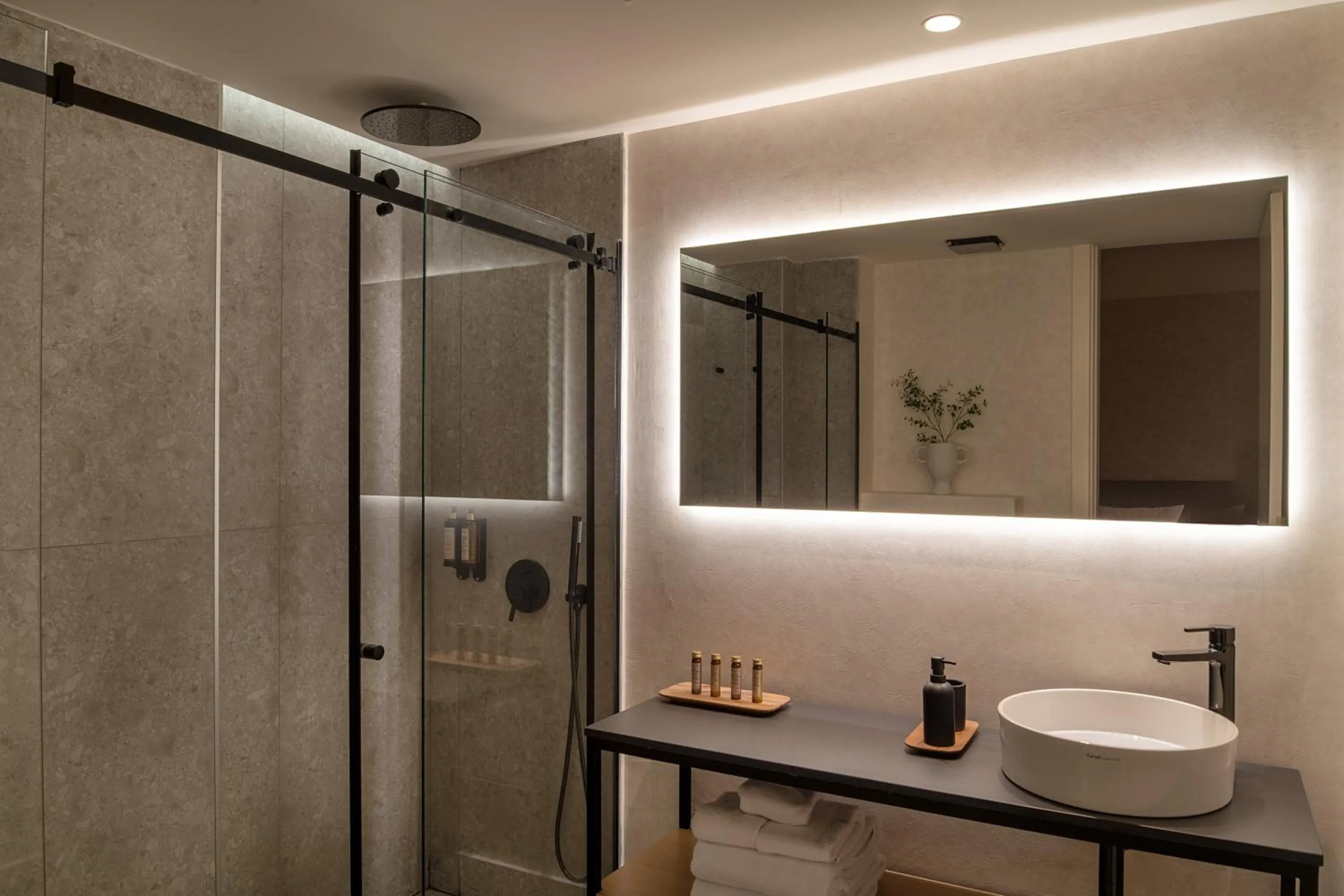 Shower in TocToc Suites Olof Palme - Viviendas Vacacionales