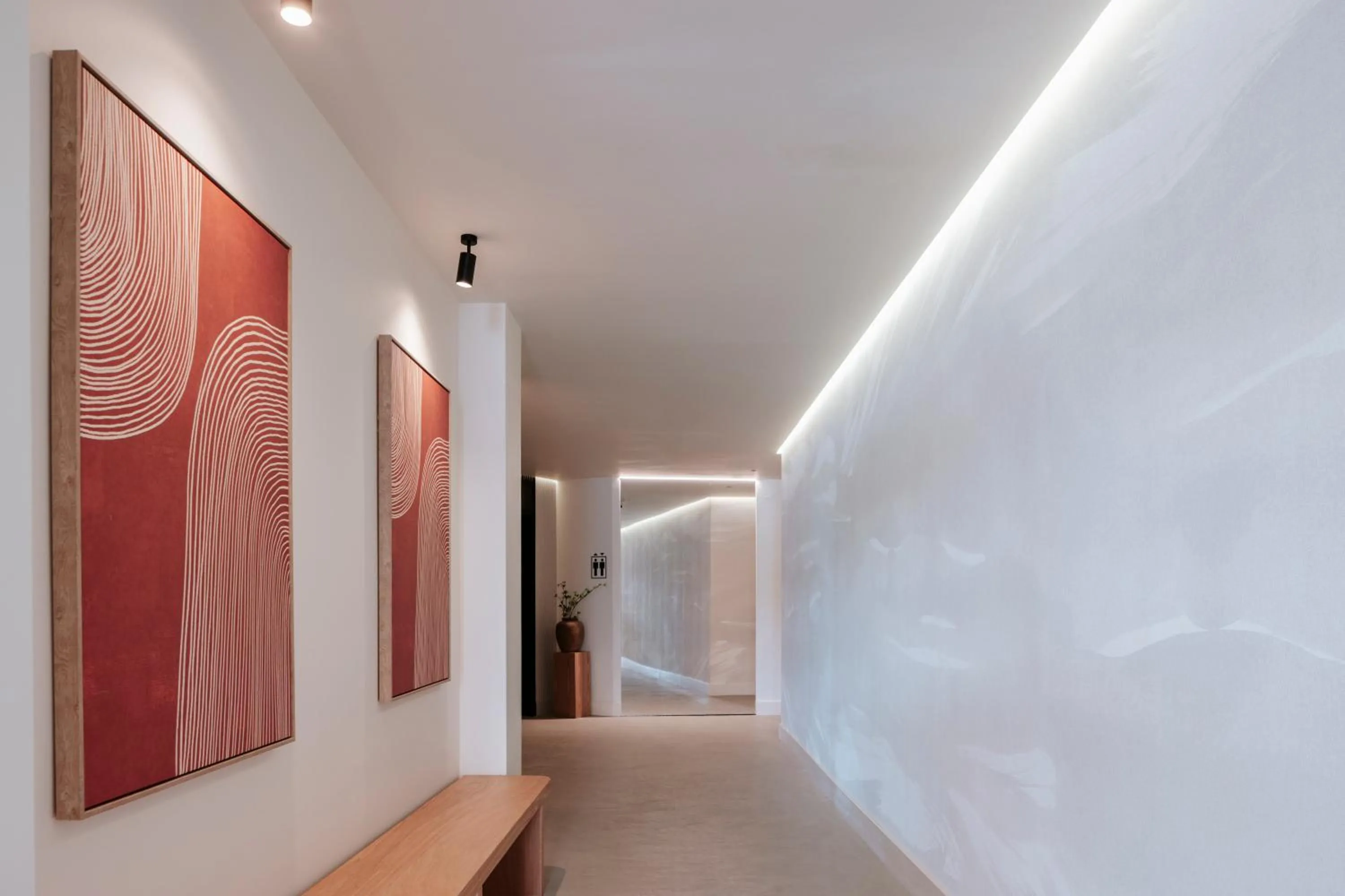 Lobby or reception, Bed in TocToc Suites Olof Palme - Viviendas Vacacionales