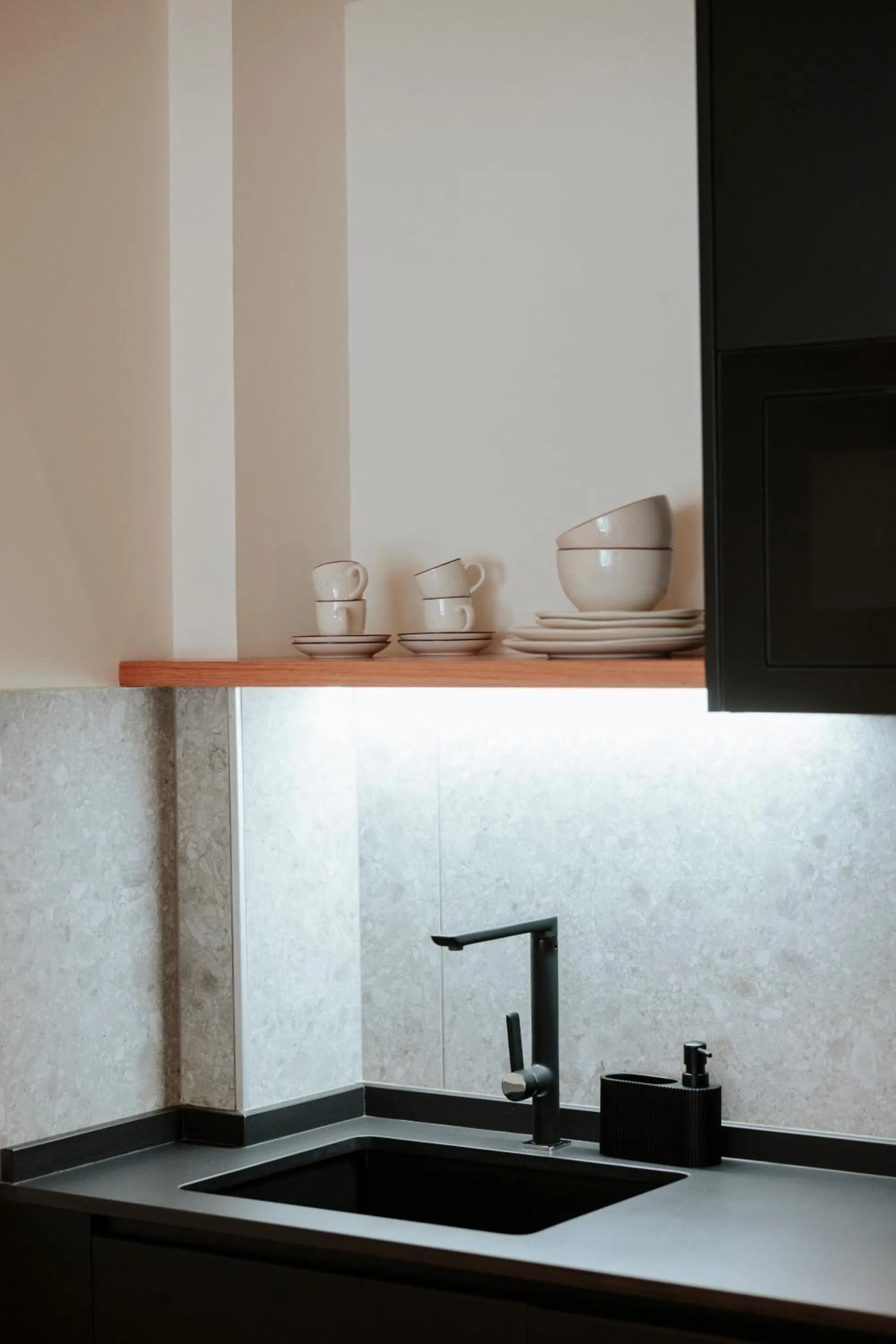 Kitchen or kitchenette in TocToc Suites Olof Palme - Viviendas Vacacionales