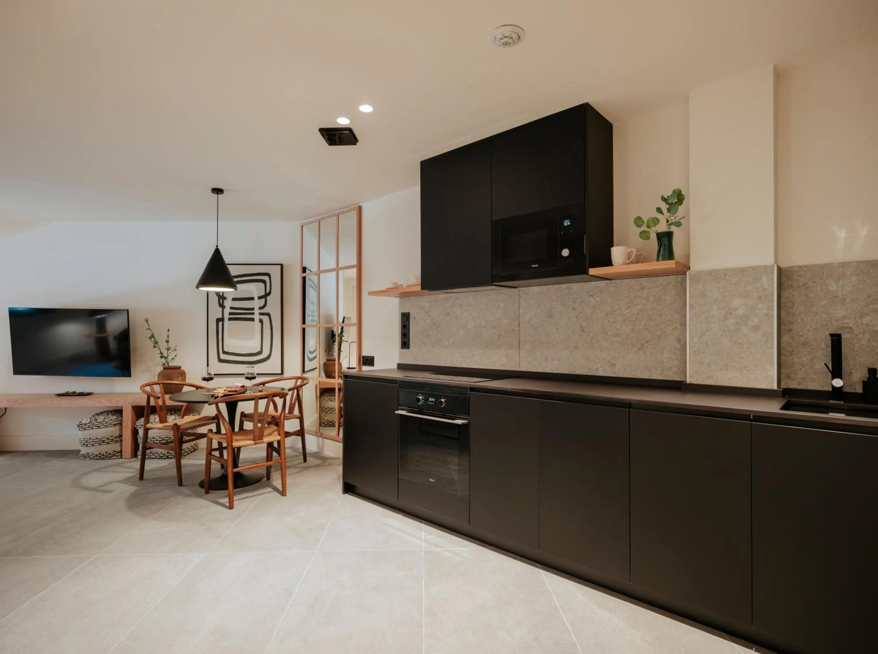 Kitchen or kitchenette in TocToc Suites Olof Palme - Viviendas Vacacionales