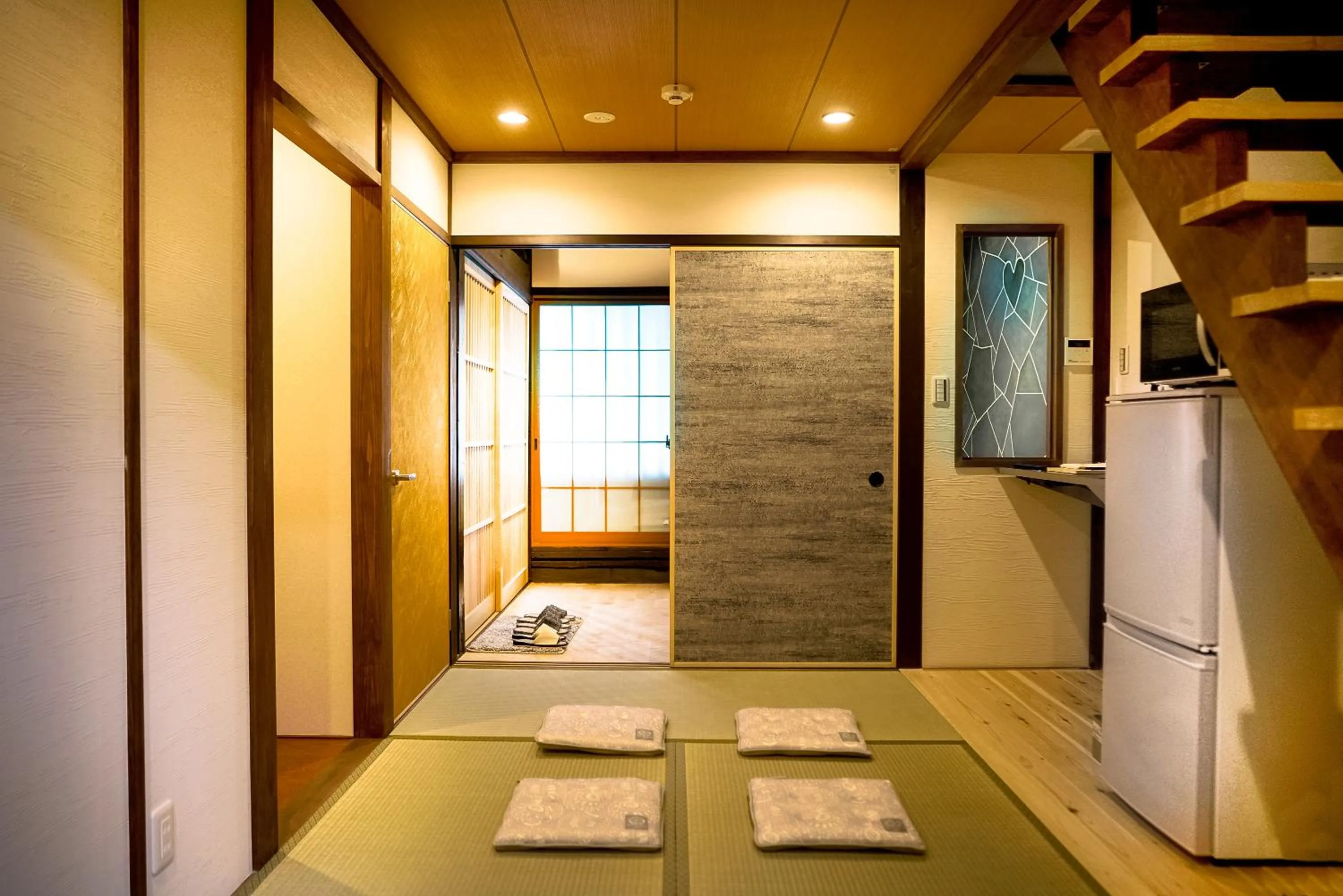 Living room, Bed in INN Plus Toji Fushin