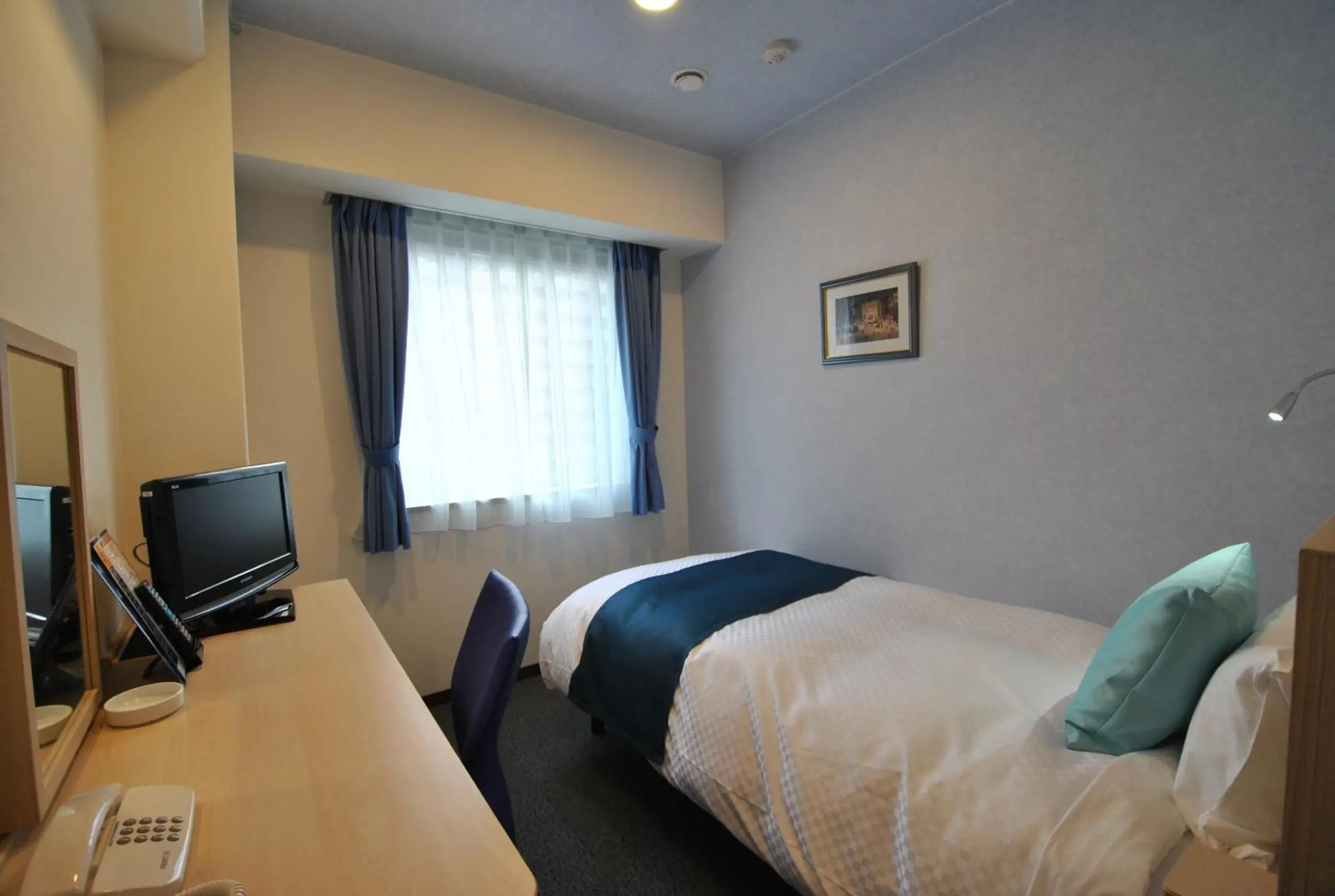 Day, Bed in Hotel Mark-1 Tsukuba Day, Bed in Hotel Mark-1 Tsukuba