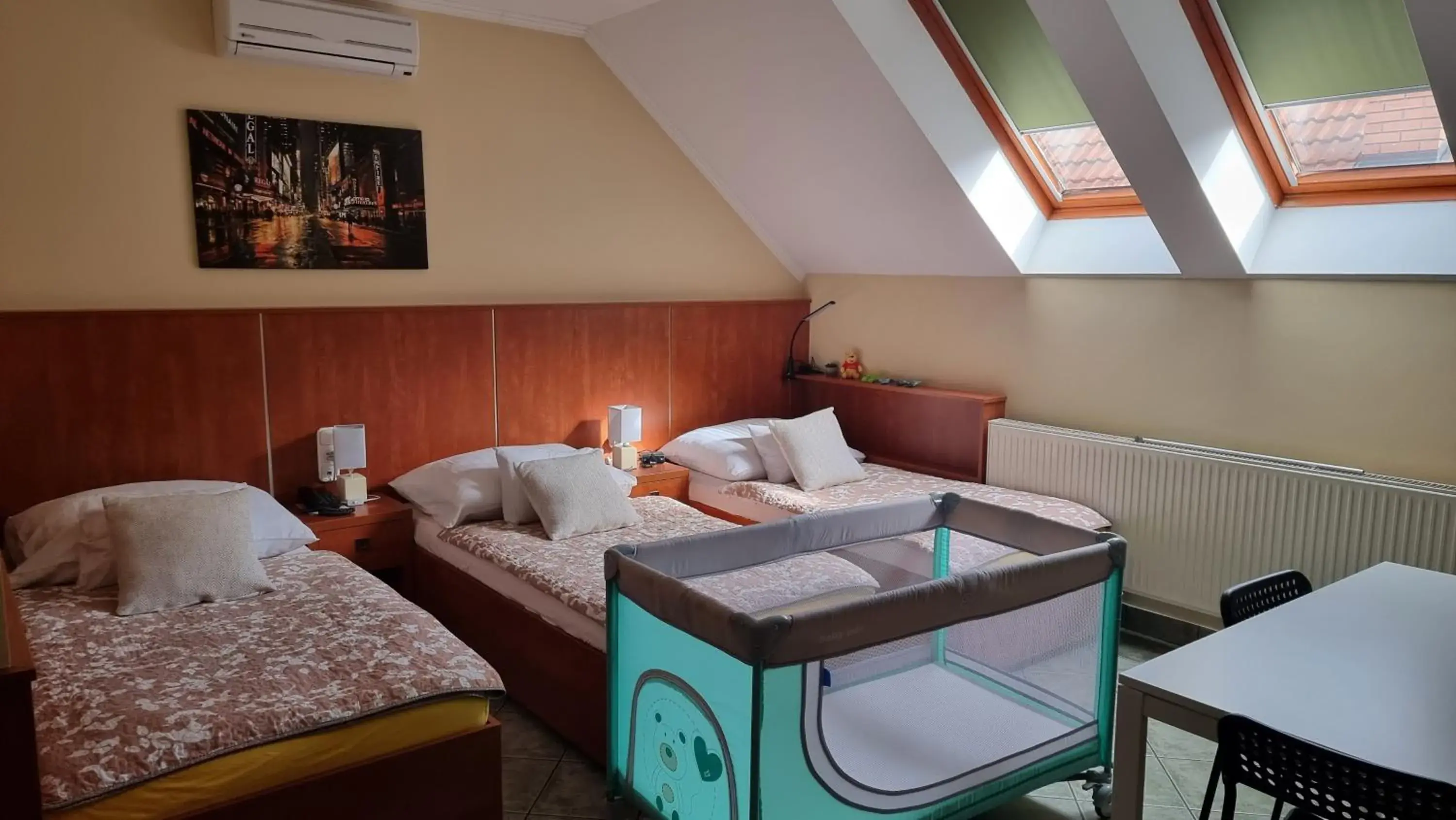 Family Room - single occupancy in Club Haus 502 Kalocsa Family Room - single occupancy in Club Haus 502 Kalocsa