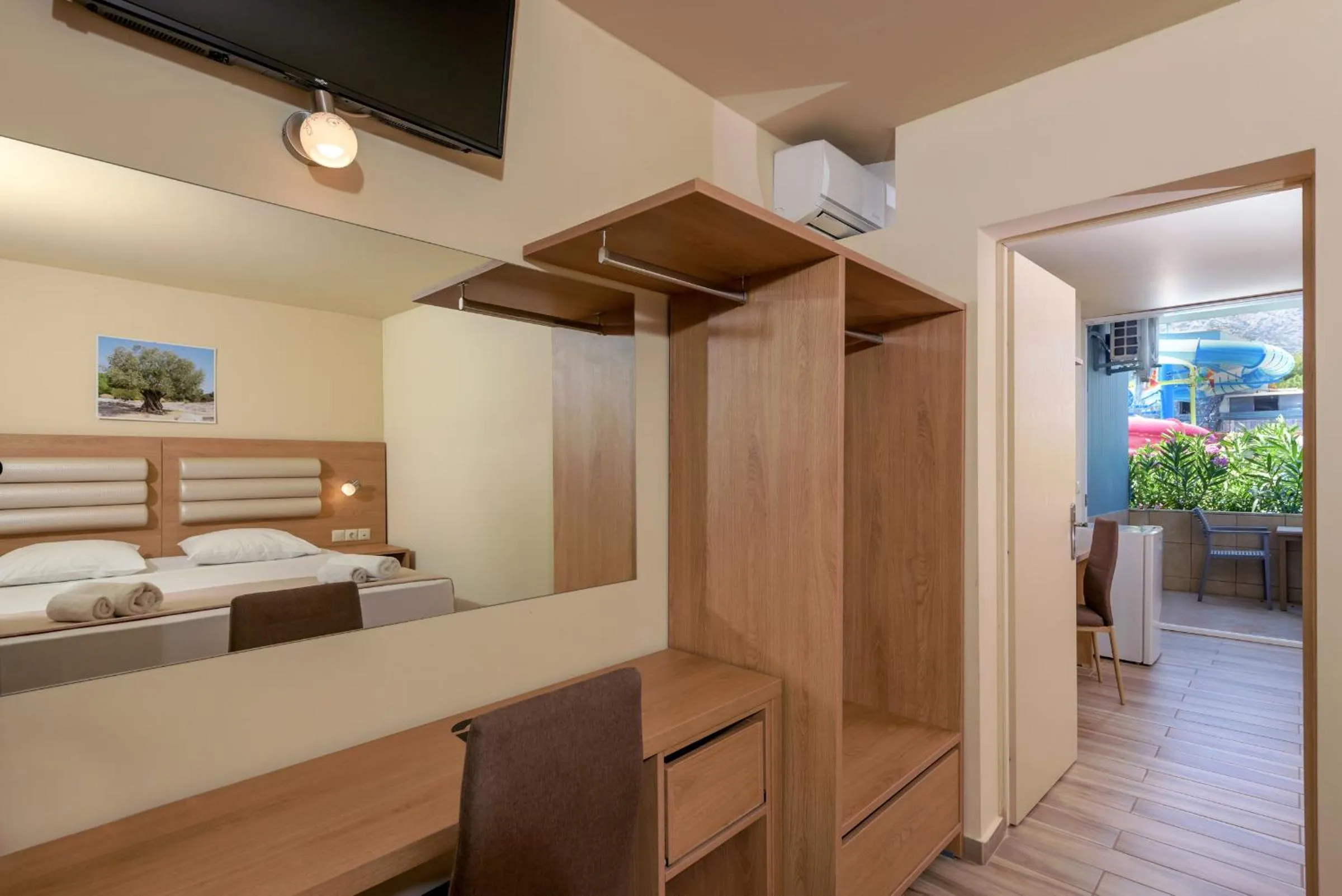 Bedroom in SunBay Hotel