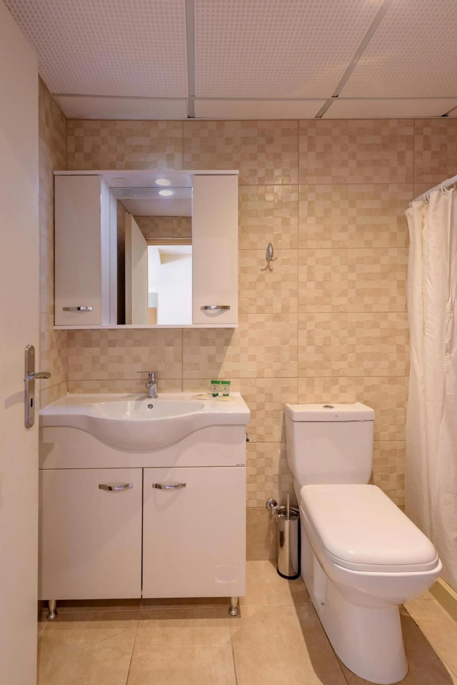 Bathroom in SunBay Hotel